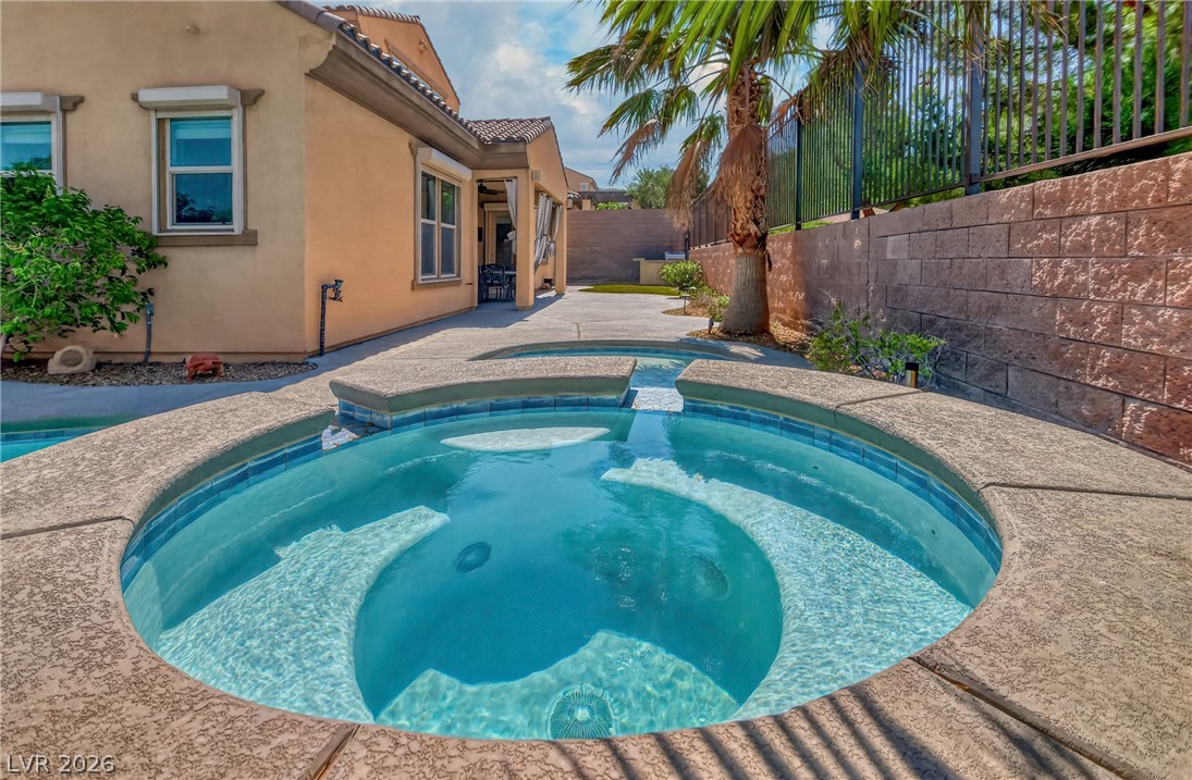 2852 Josephine Drive