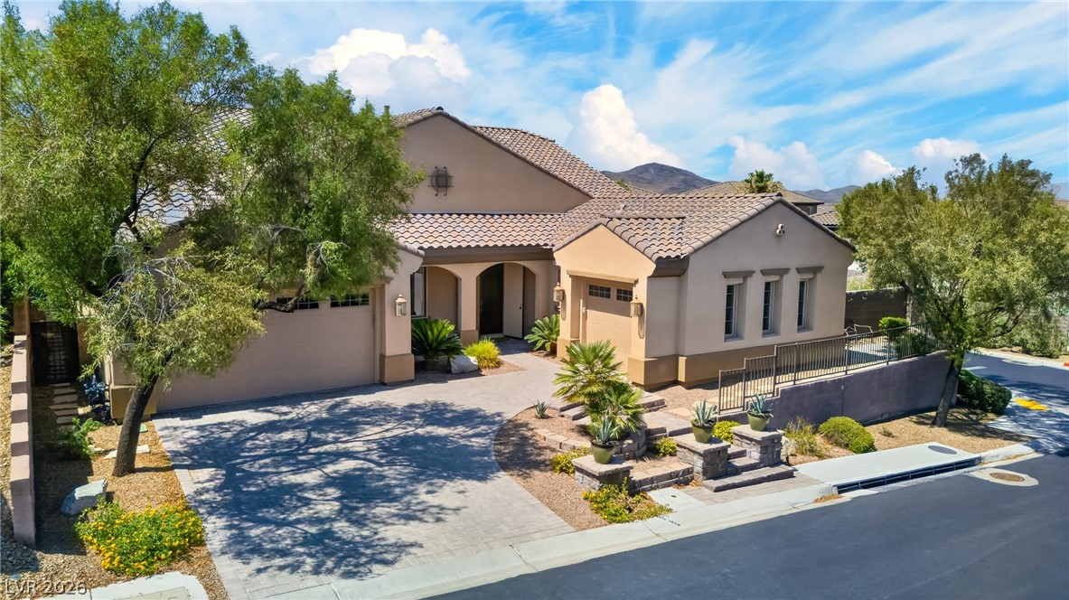 2852 Josephine Drive