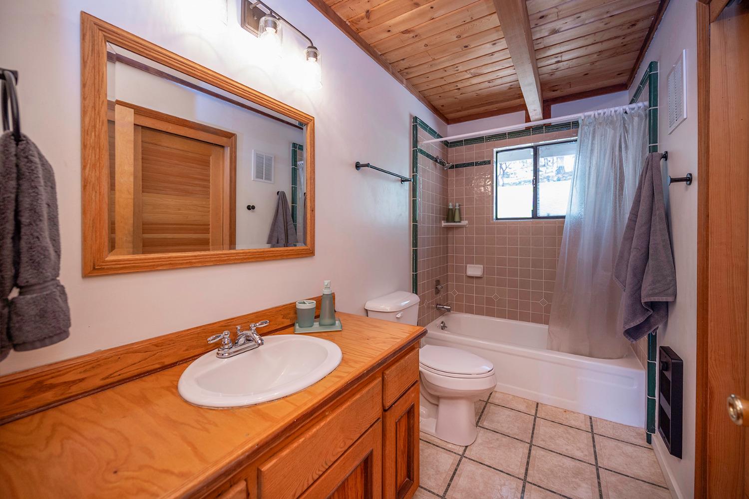 2491 El Dorado Dr