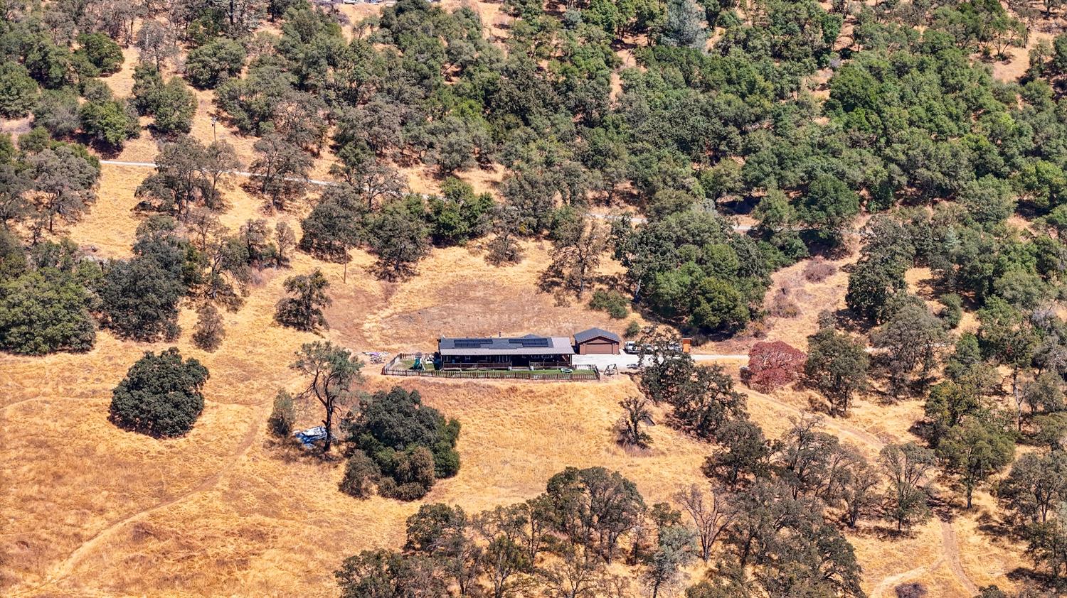 1560 Pinto Dr