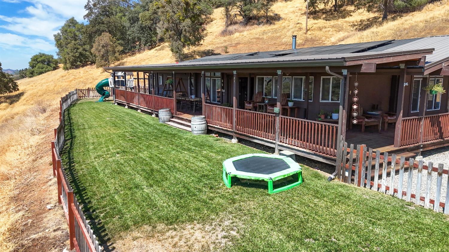 1560 Pinto Dr