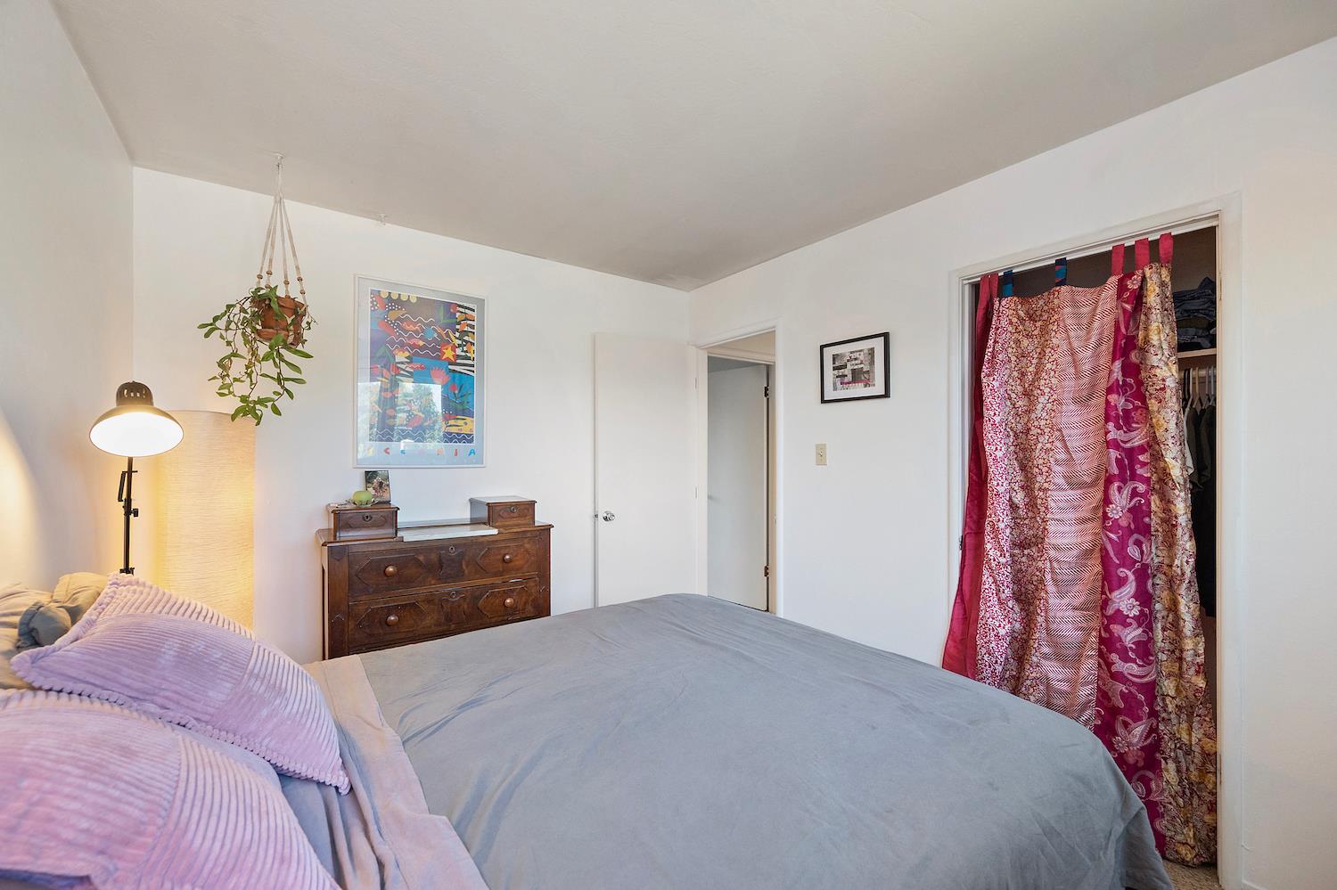 497 San Joaquin Ave