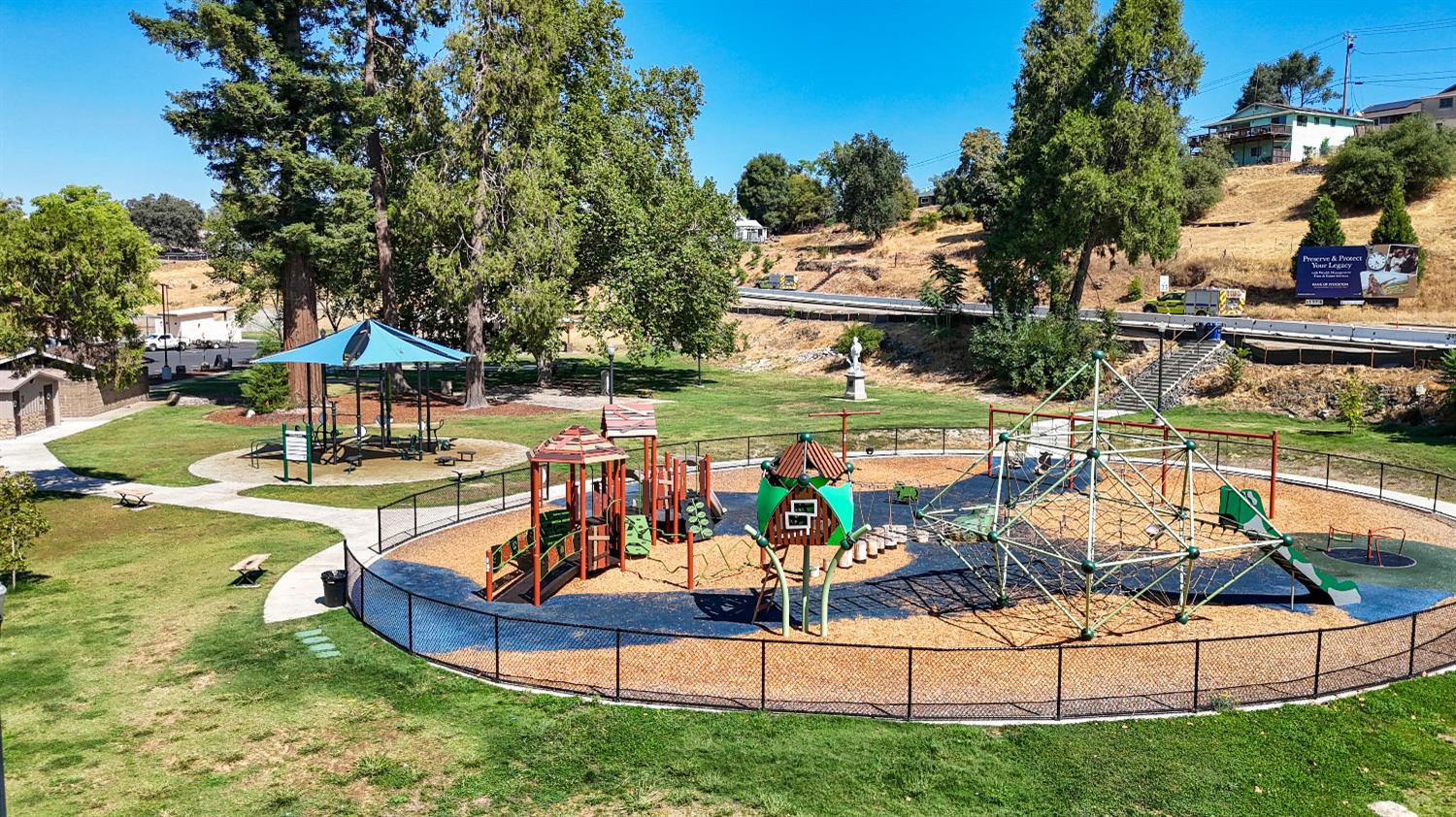 497 San Joaquin Ave