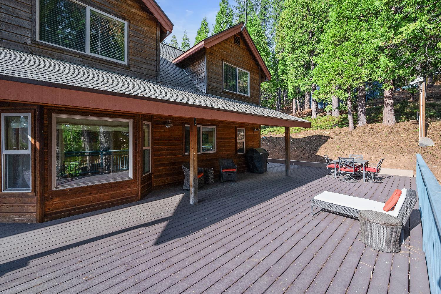 399 Augusta Dr