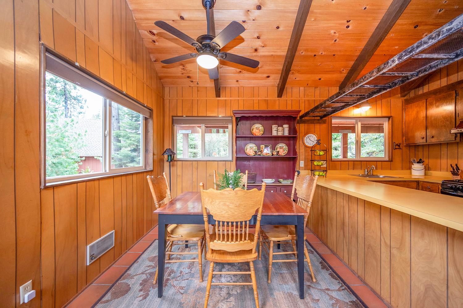 284 Blue Lake Springs Dr