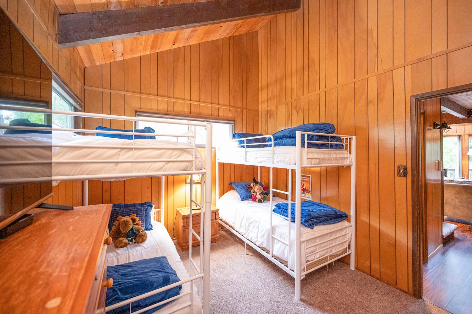 284 Blue Lake Springs Dr