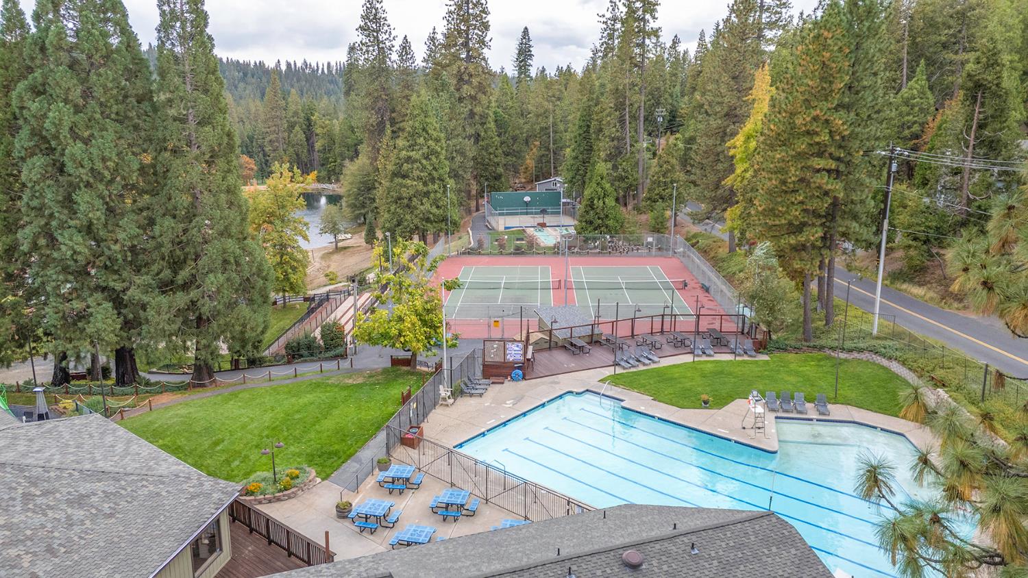 284 Blue Lake Springs Dr