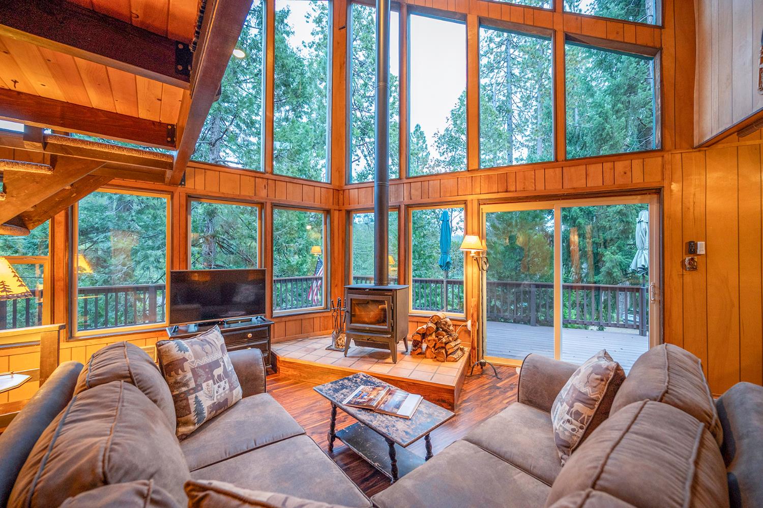 284 Blue Lake Springs Dr