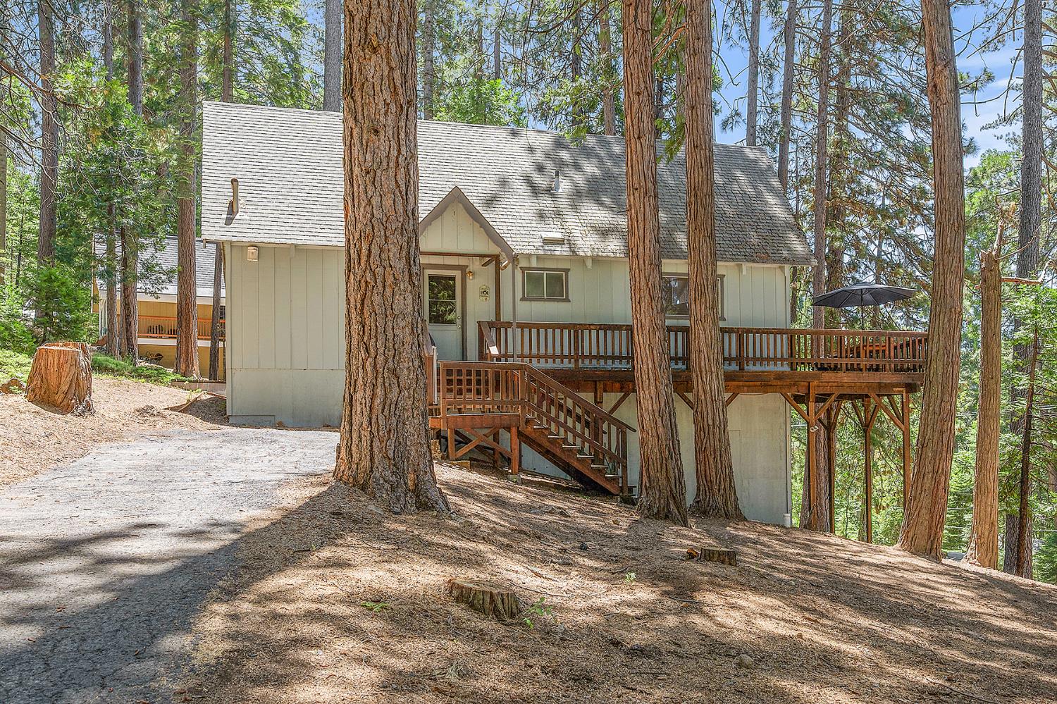1608 Seminole Way