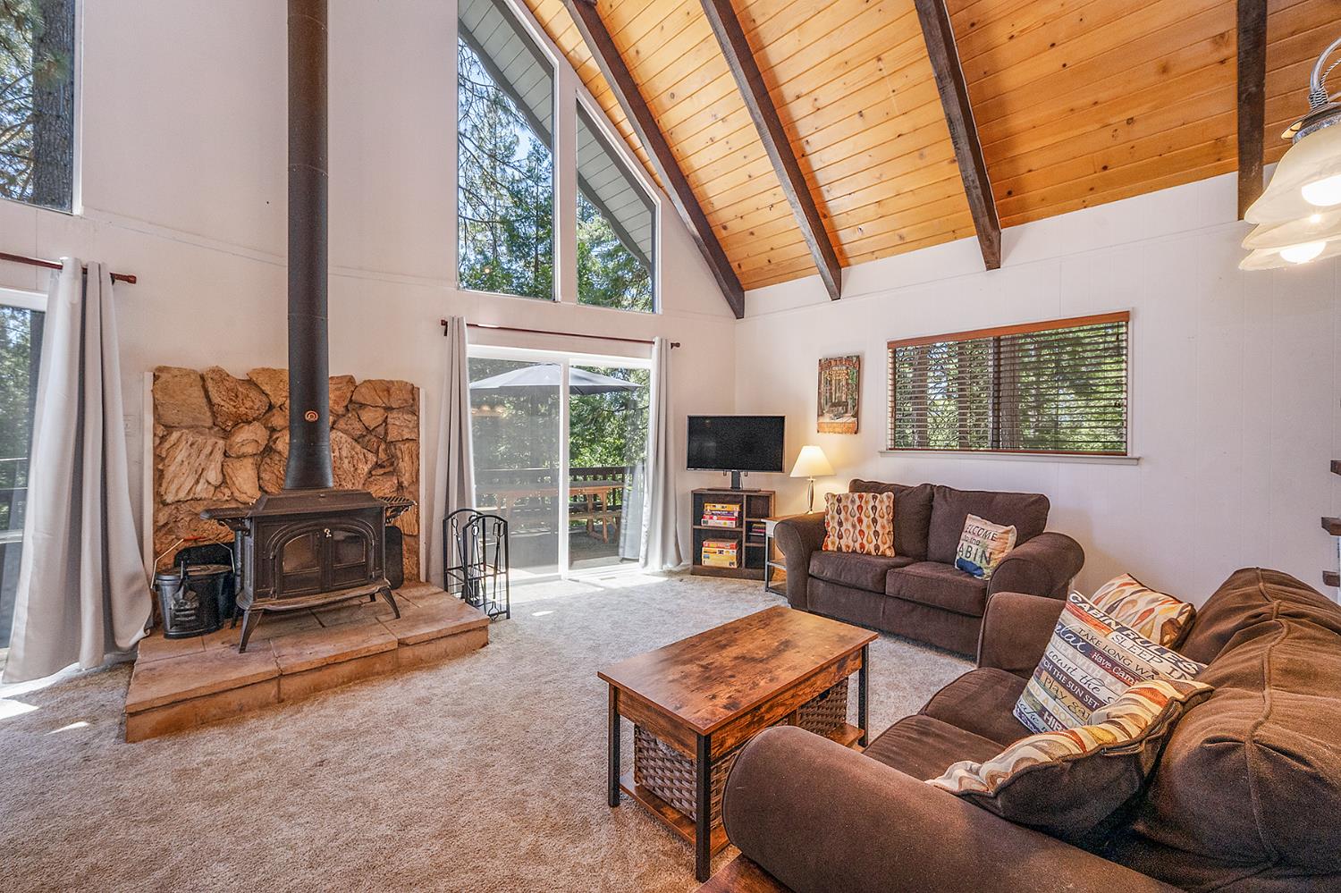 1608 Seminole Way