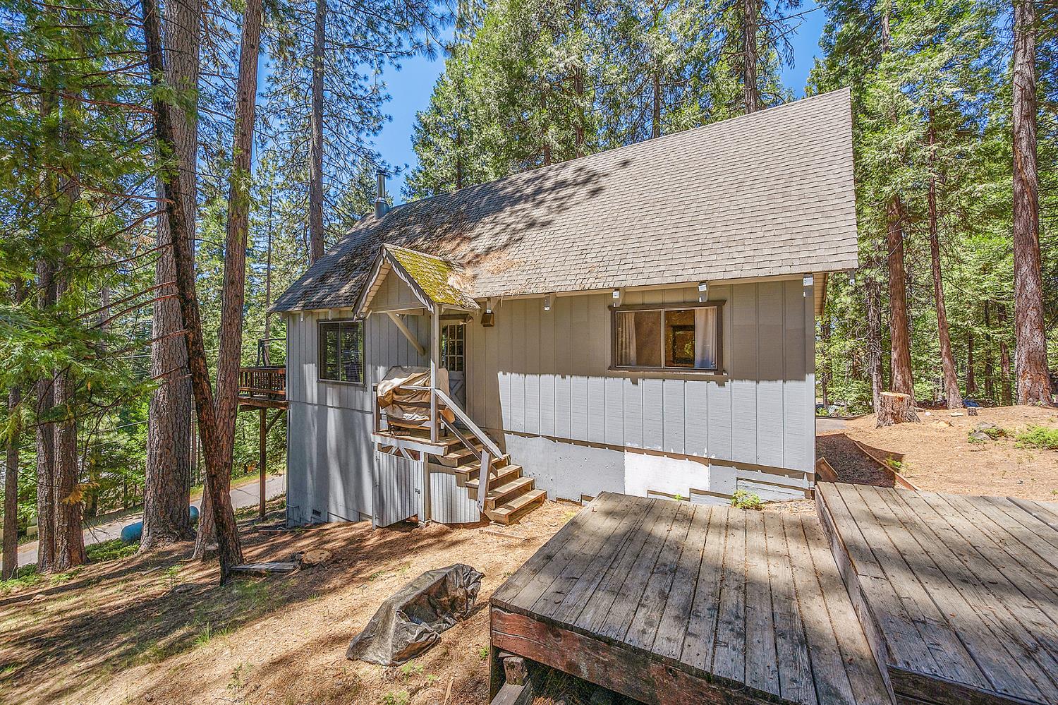 1608 Seminole Way