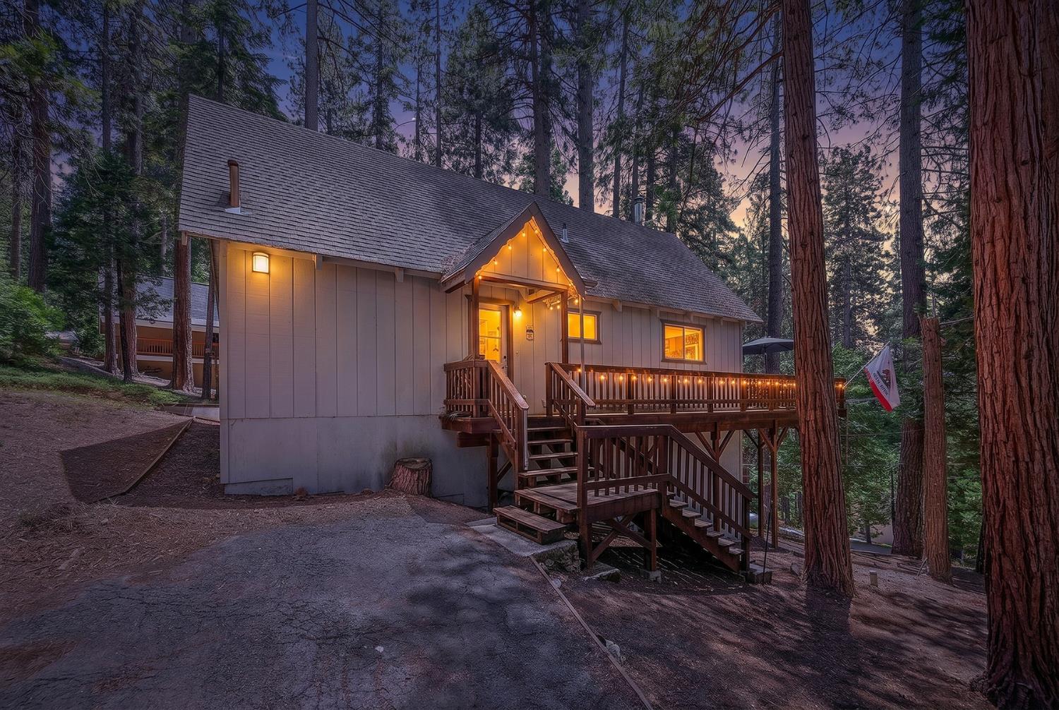 1608 Seminole Way