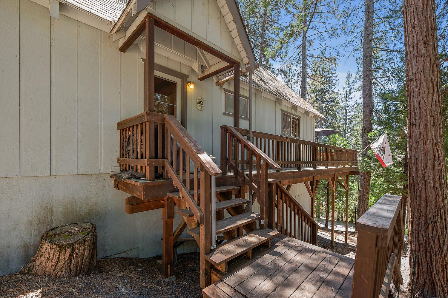 1608 Seminole Way