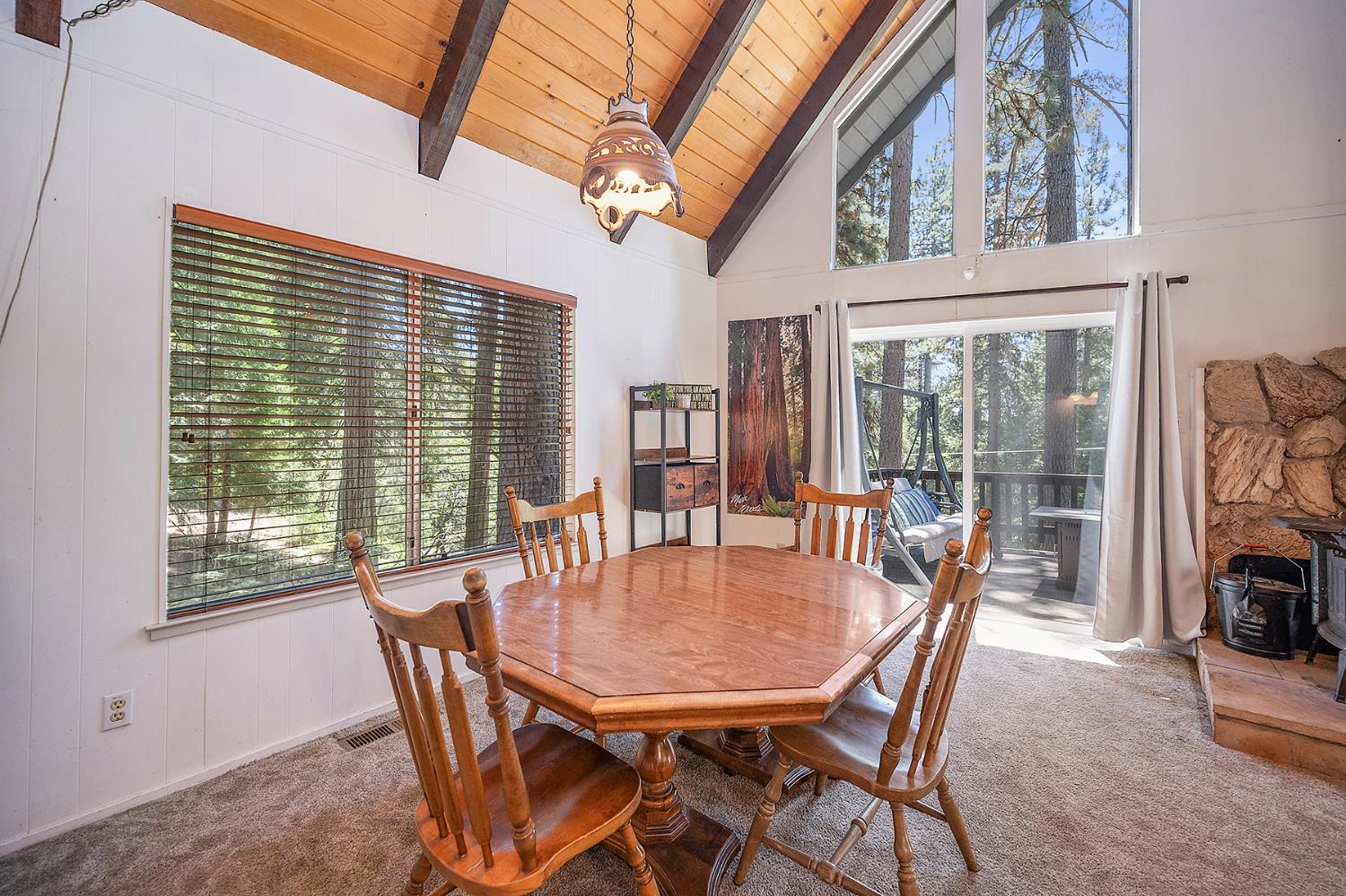 1608 Seminole Way