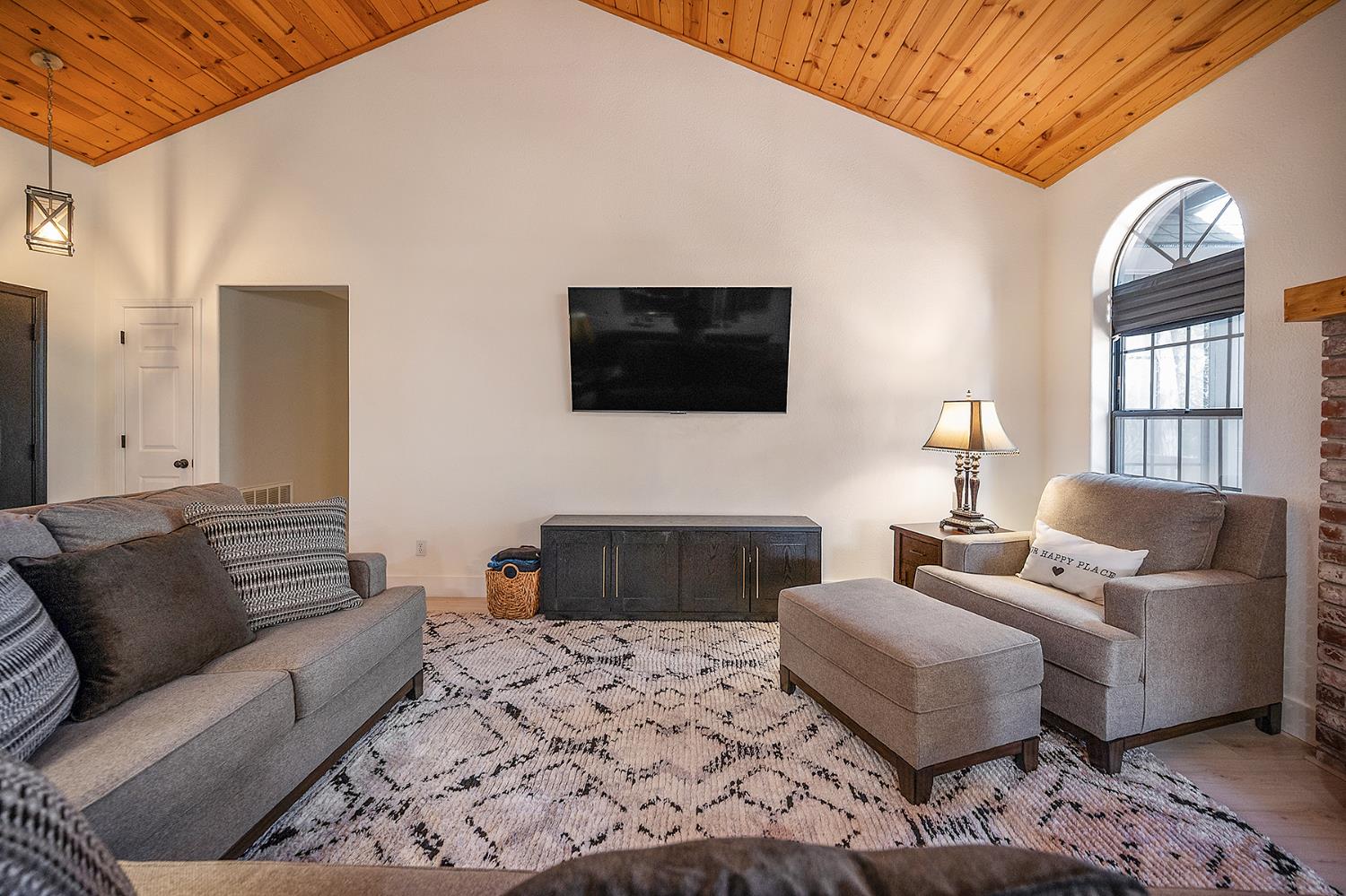 214 Forest Meadows Drive