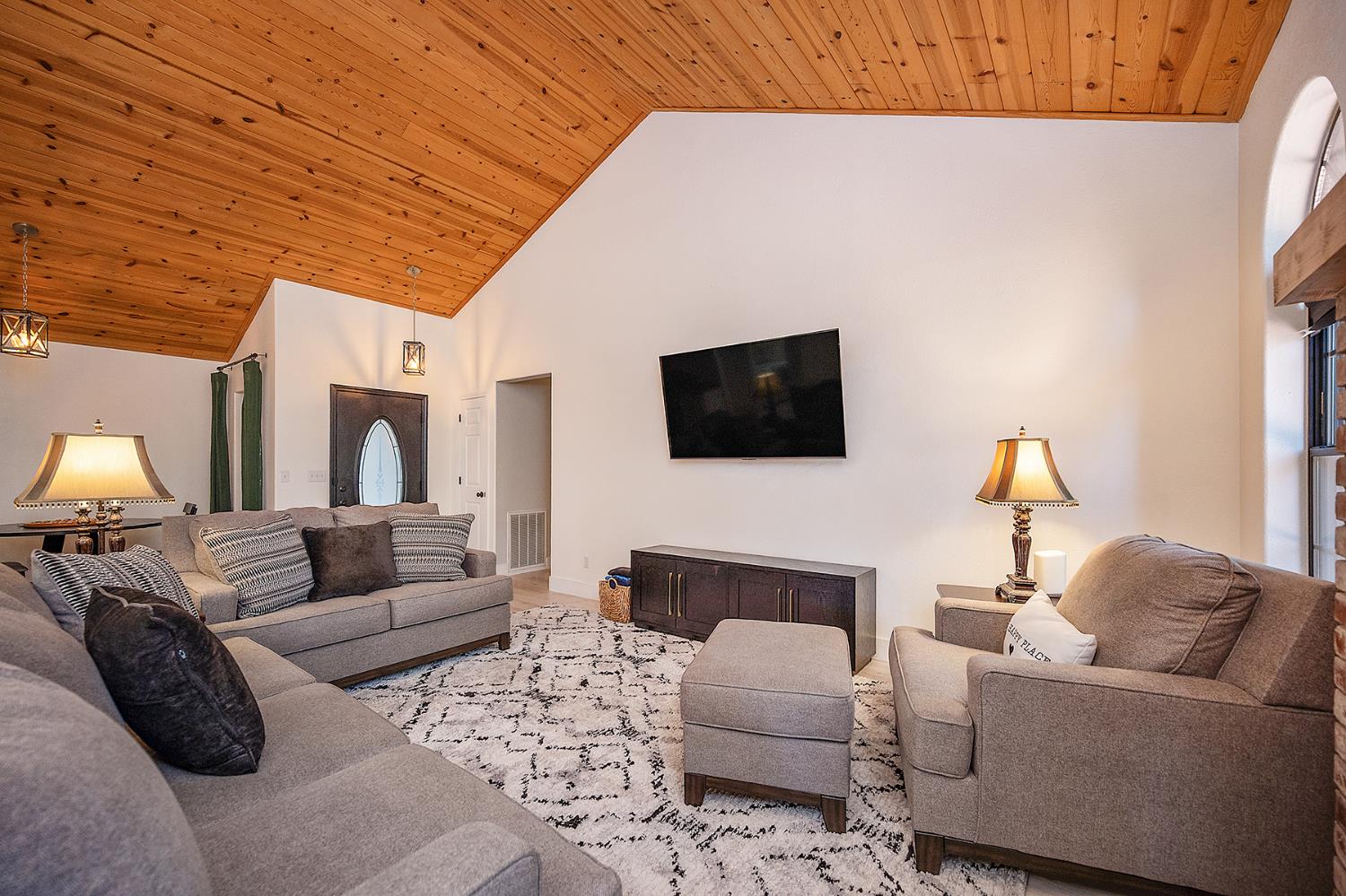 214 Forest Meadows Drive