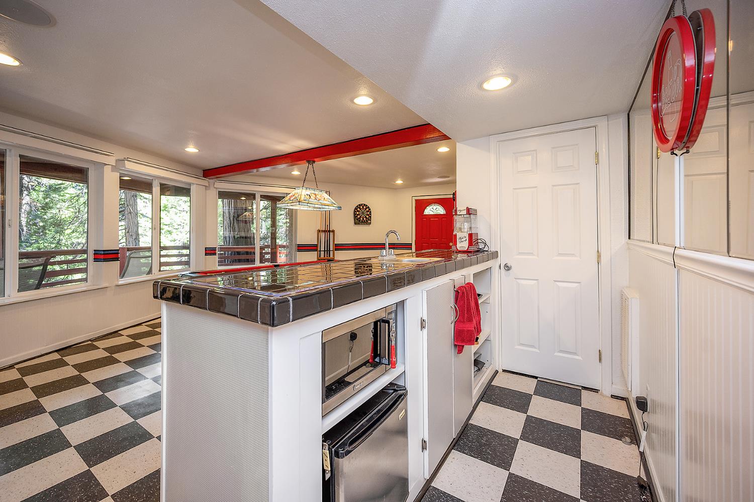 4110 Ottawa Drive