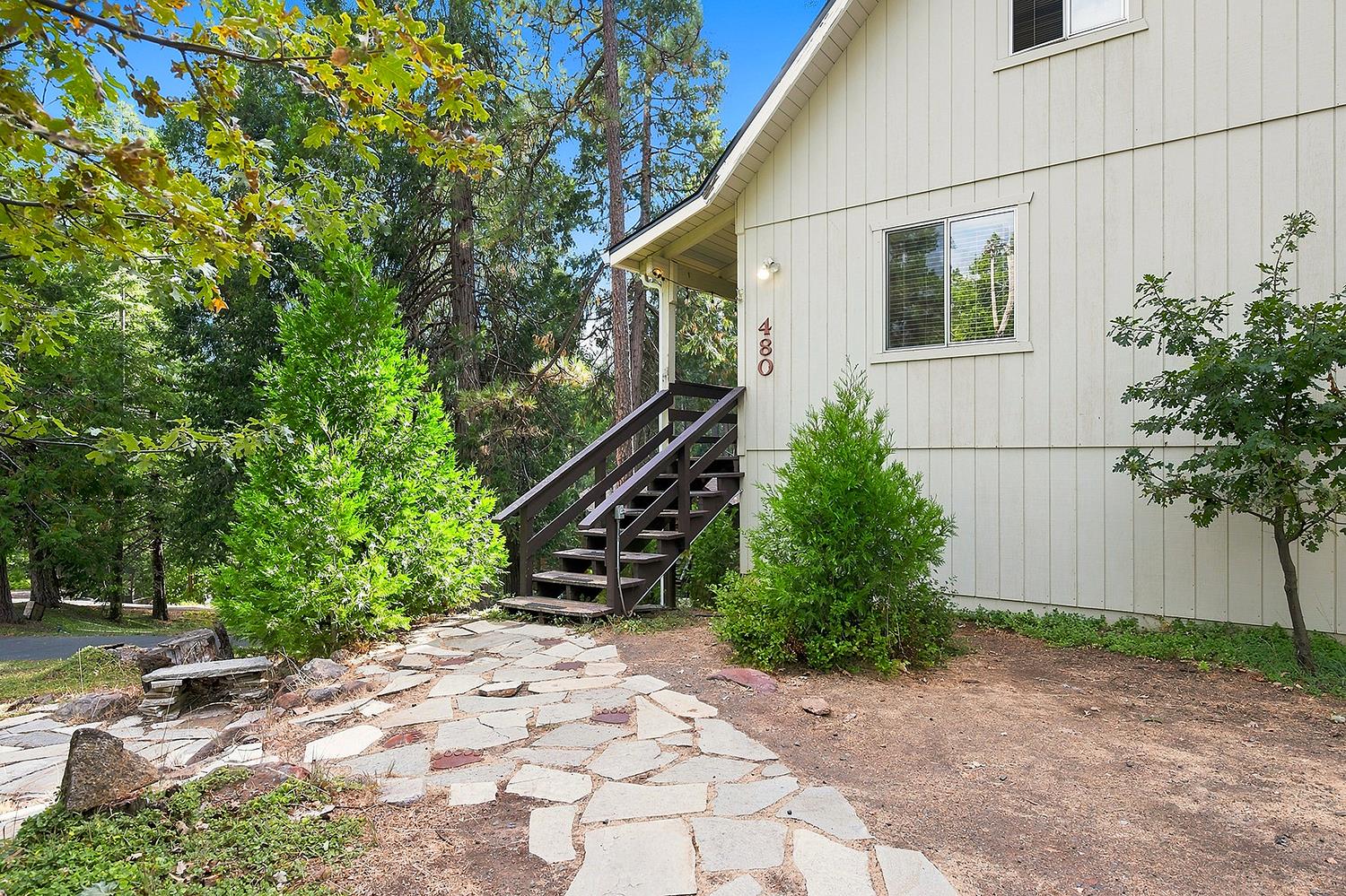 480 Kuehn Avenue