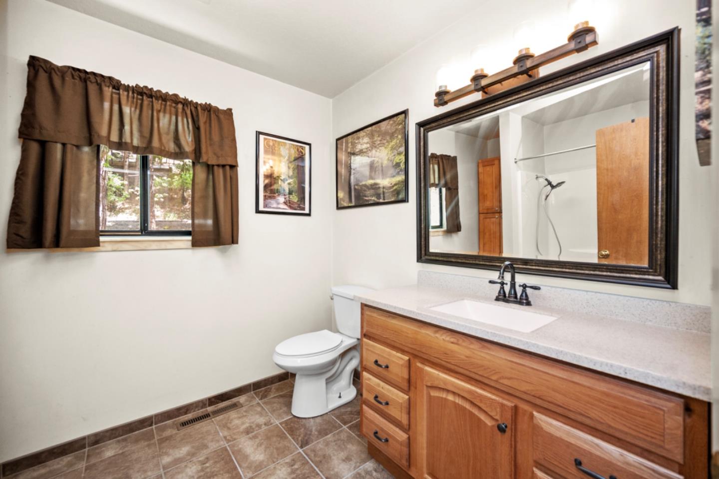 3465 Lakemont DR