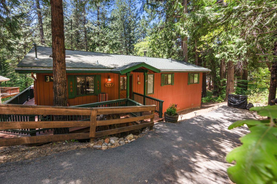 3465 Lakemont DR