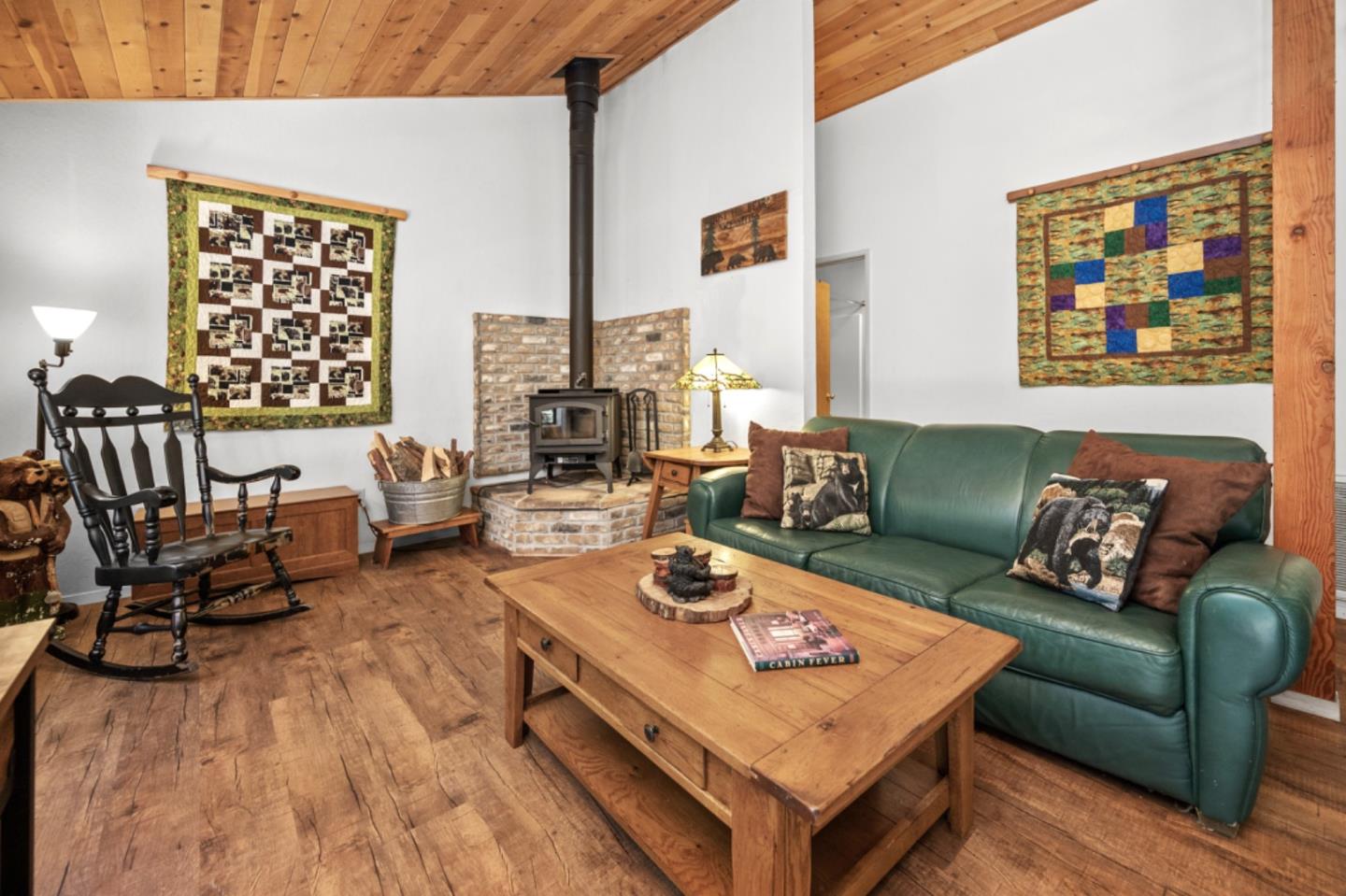 3465 Lakemont DR