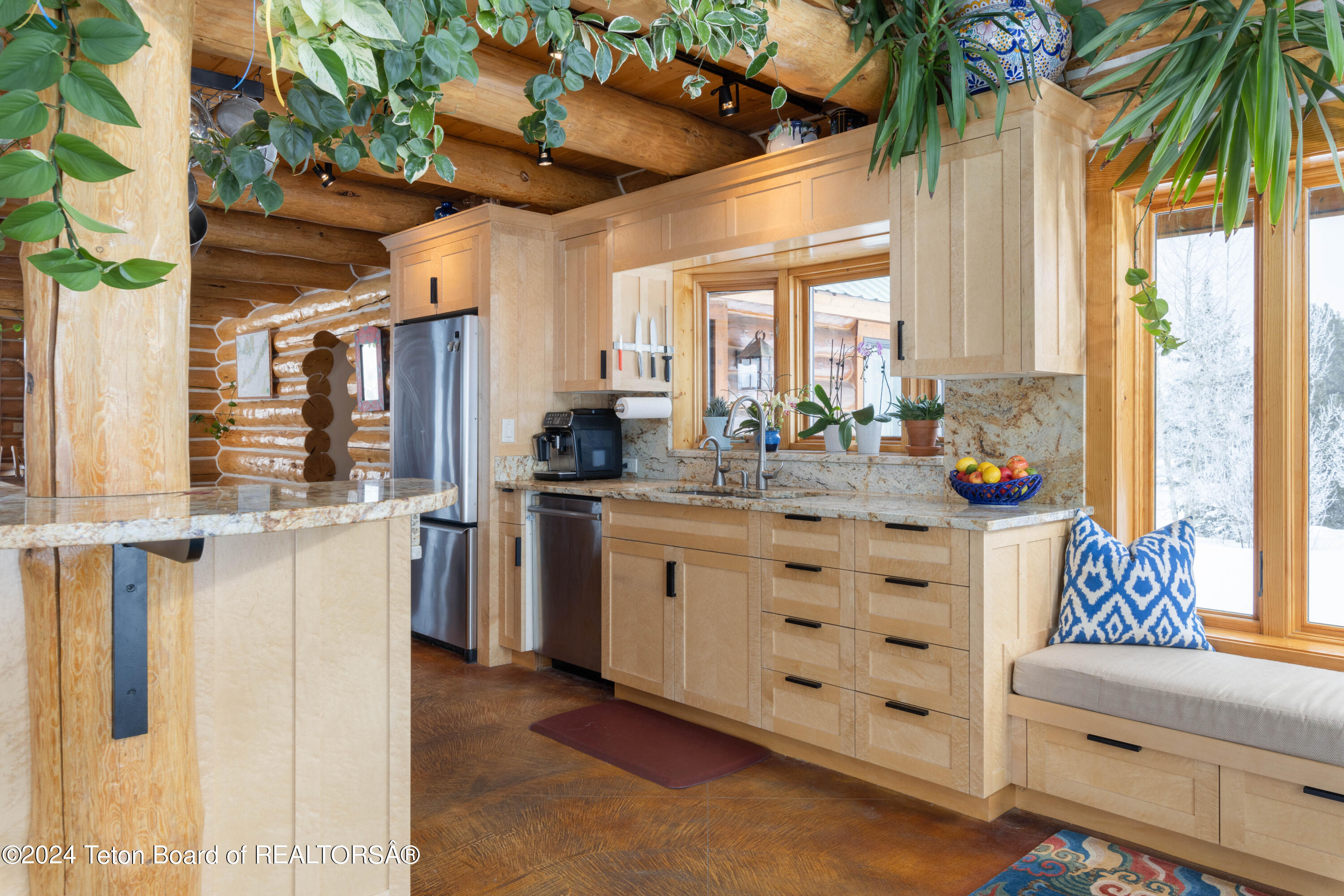 3690 W HIGHLAND TRAIL Trail