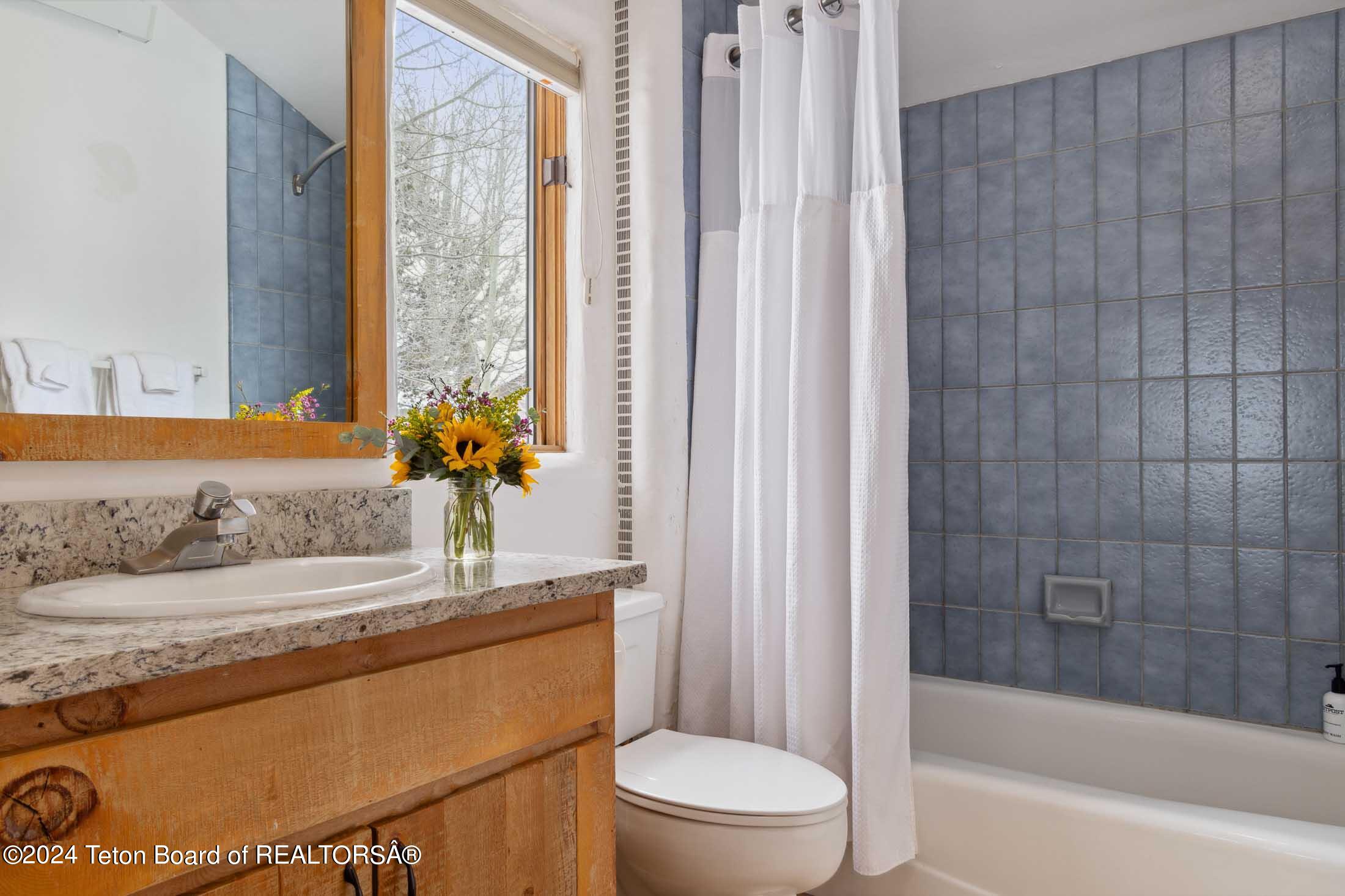 1674 N EAST BUTTE Road Unit: 3153