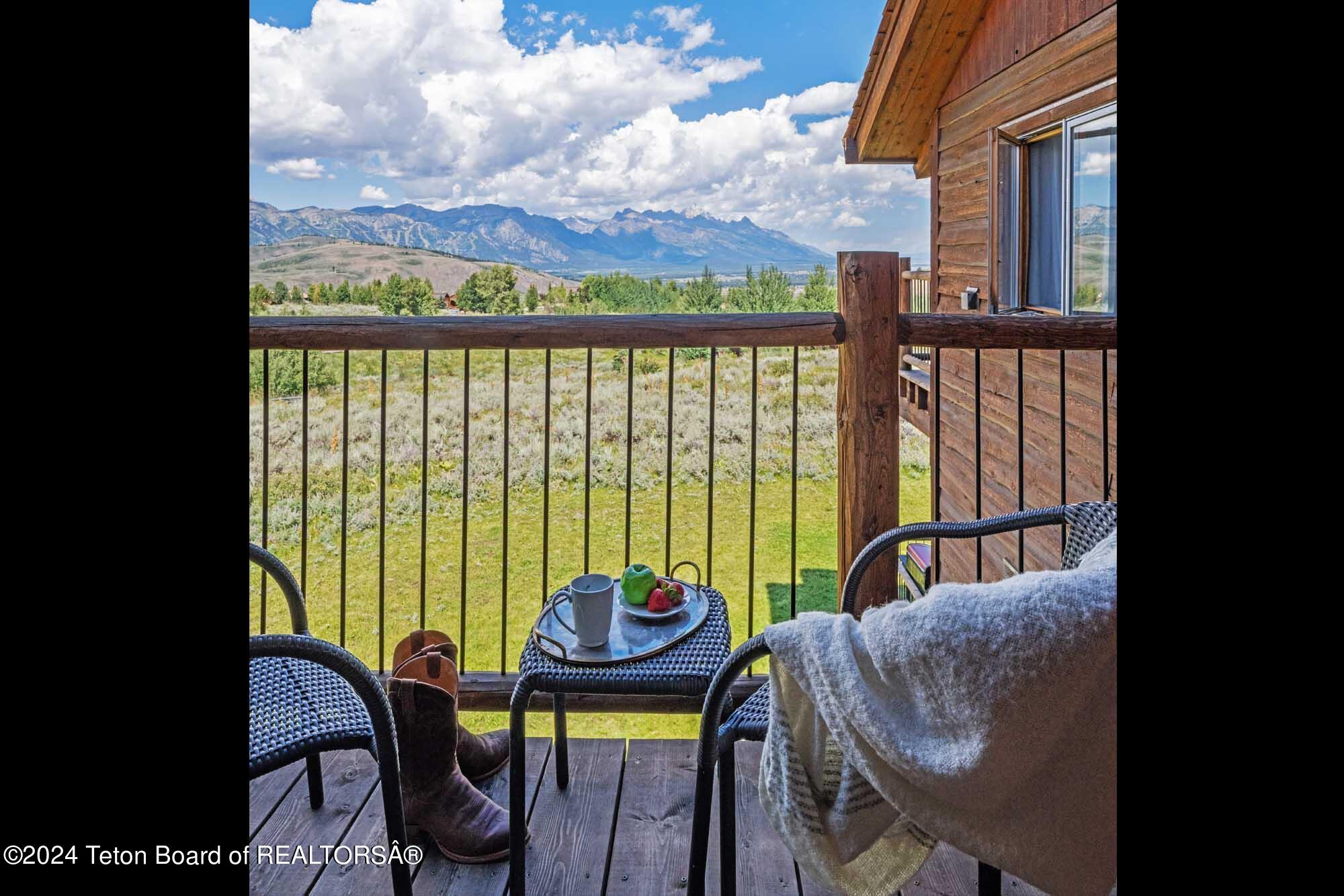 1674 N EAST BUTTE Road Unit: 3153