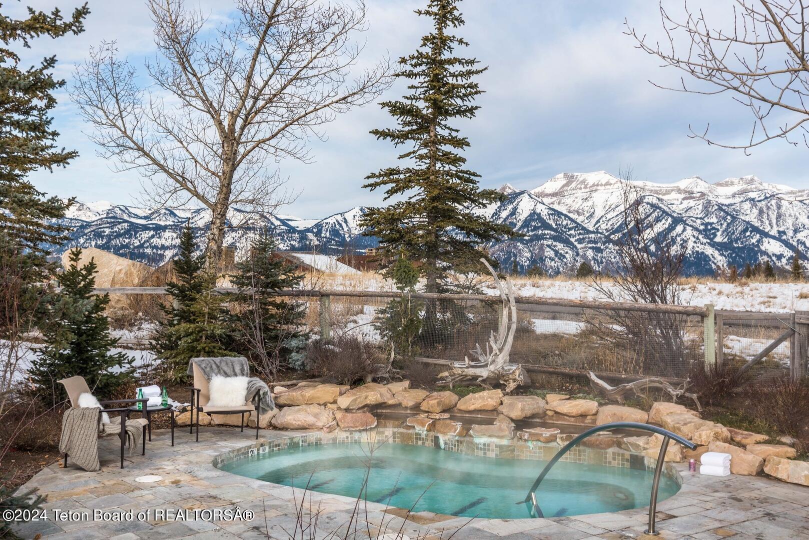 1674 N EAST BUTTE Road Unit: 3153