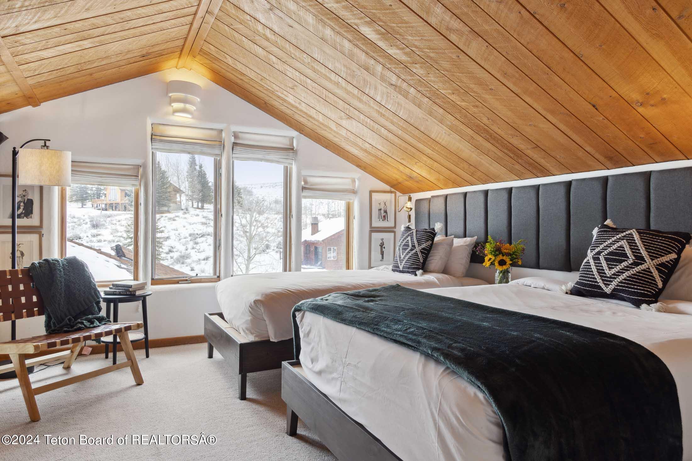 1674 N EAST BUTTE Road Unit: 3153