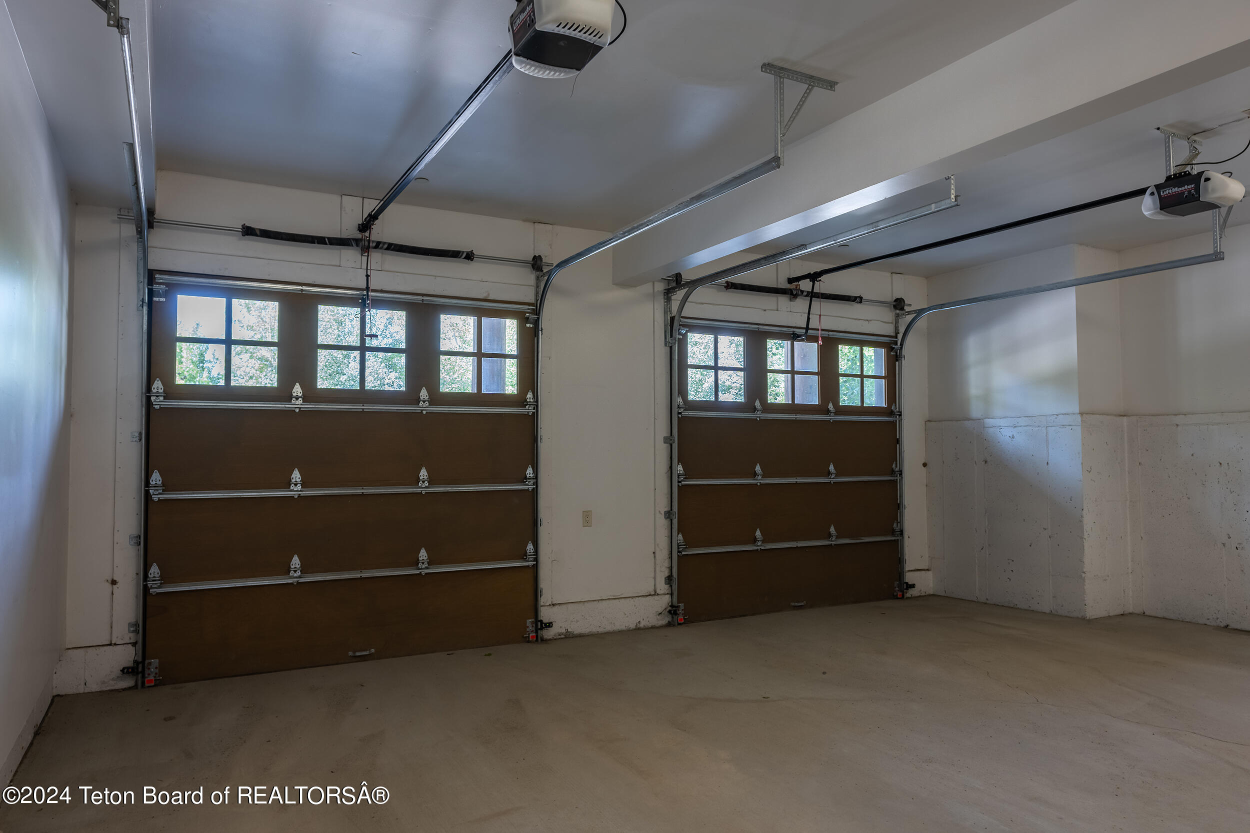 526 LOWER SNOW KING Loop, 262