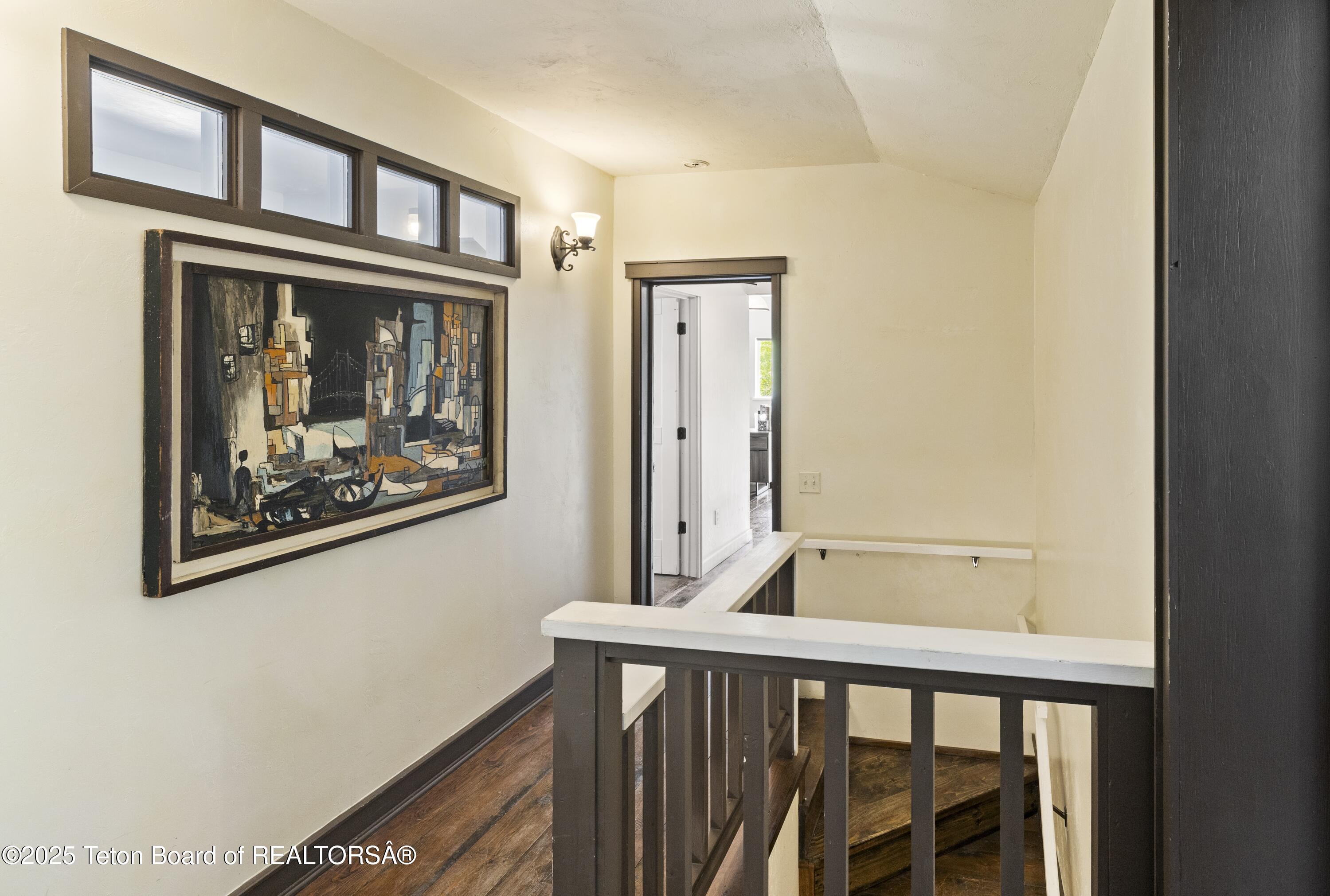 2077 HIGHLAND Way