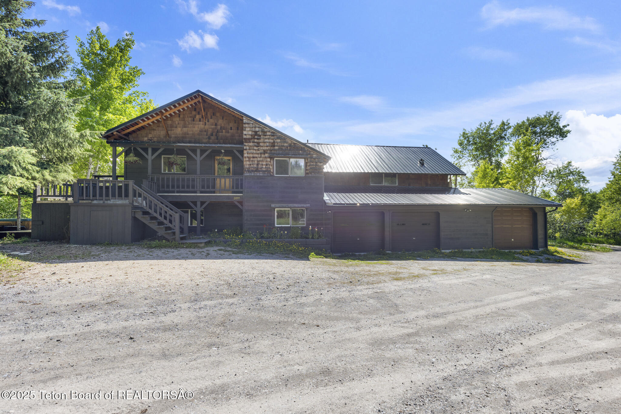 2077 HIGHLAND Way