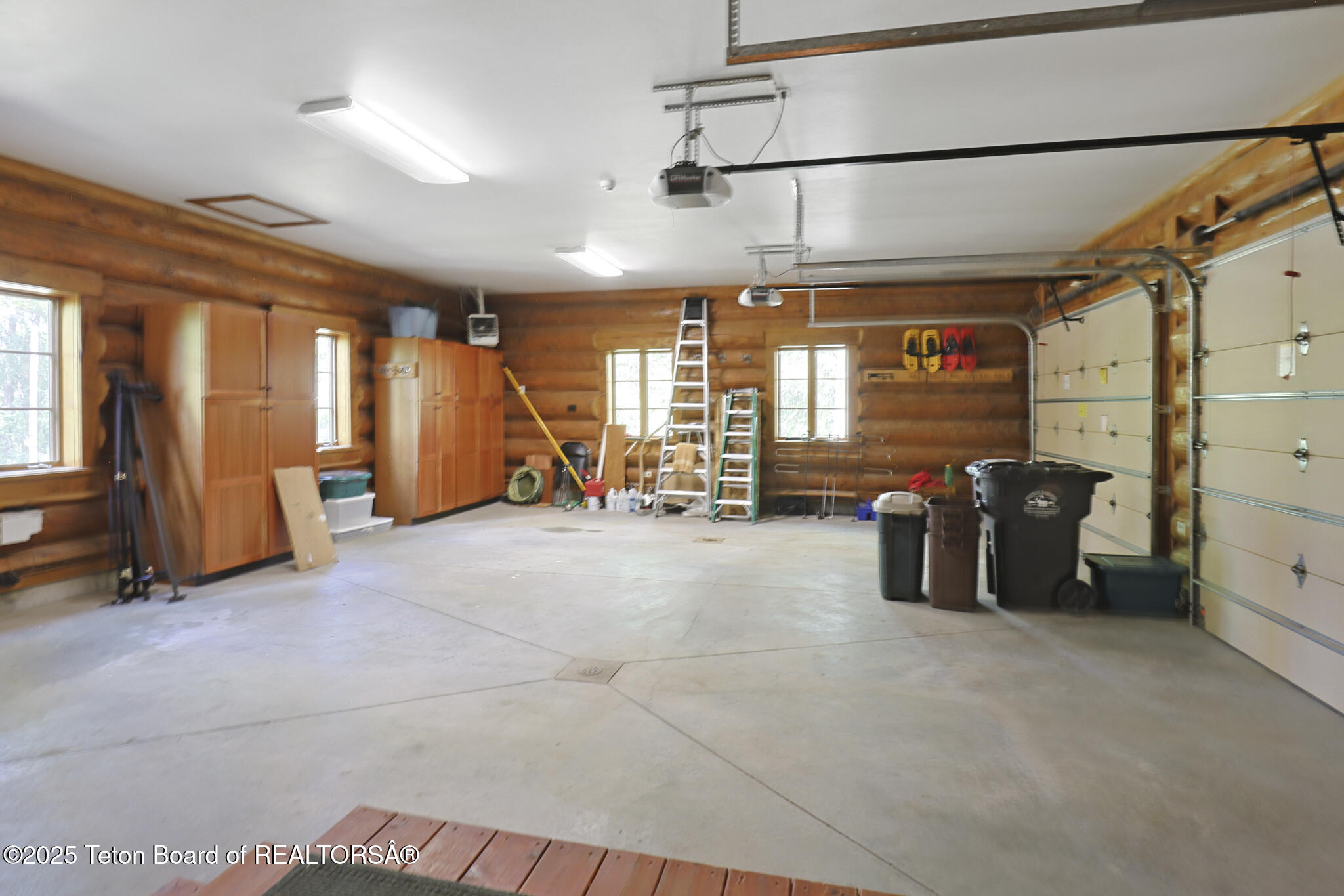 5725 W CADDIS FLY Drive