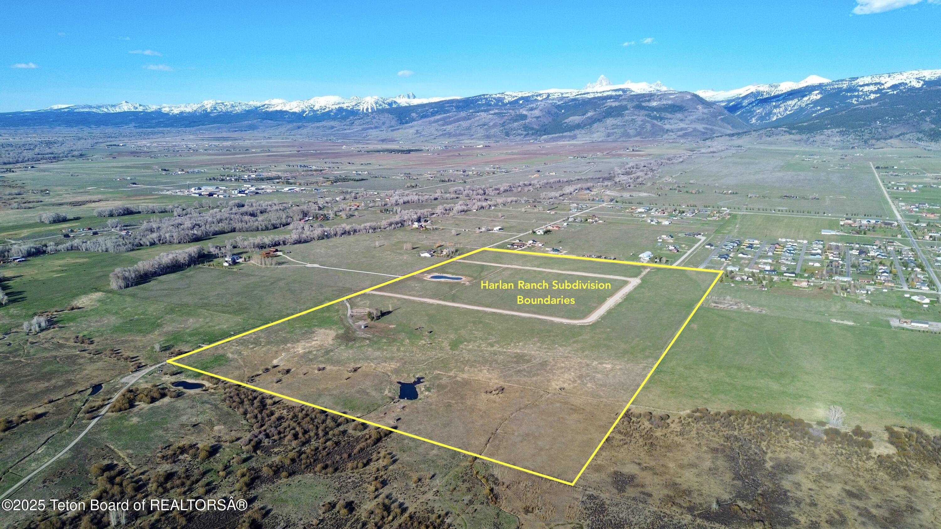 LOT 7 WALDEN COURT