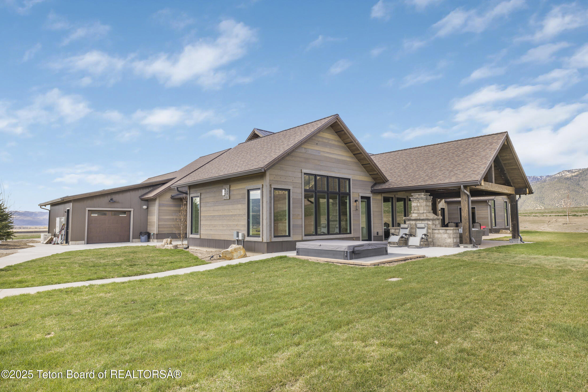 2399 CHAPEL Road