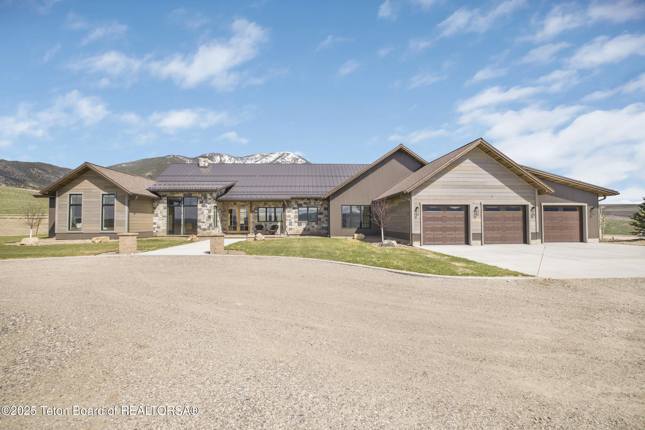2399 CHAPEL Road