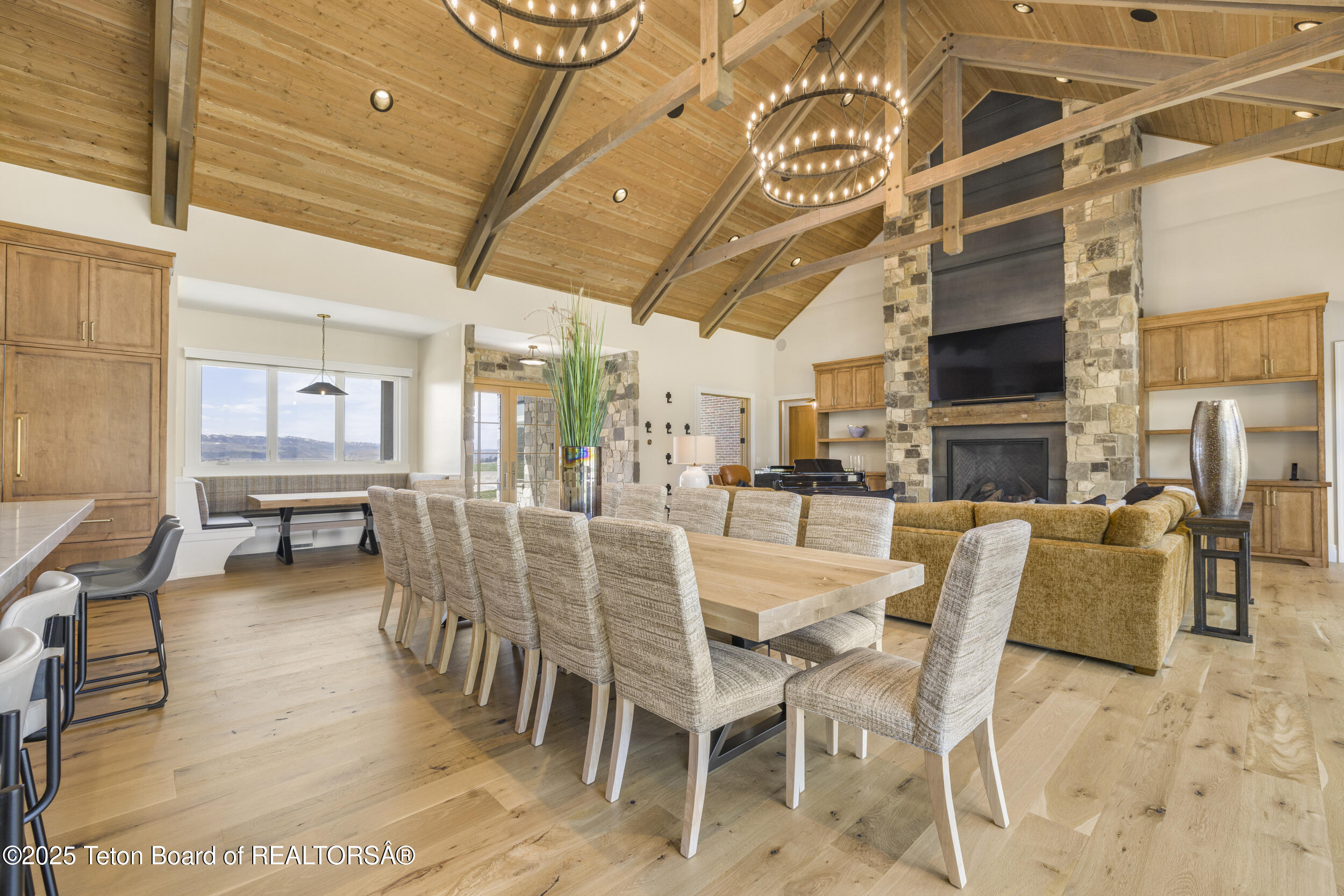 2399 CHAPEL Road