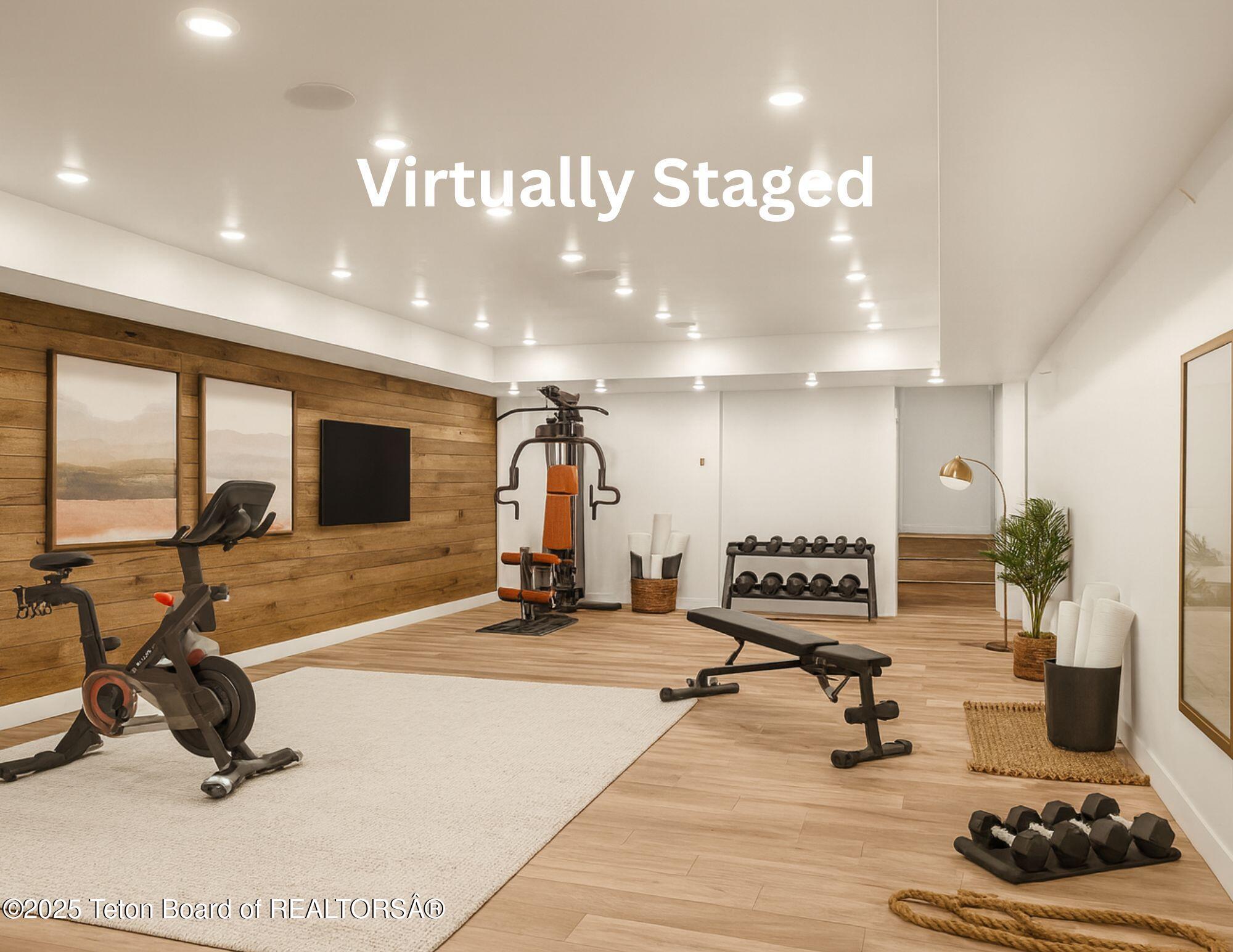 2410 SMOKEY CANYON Road