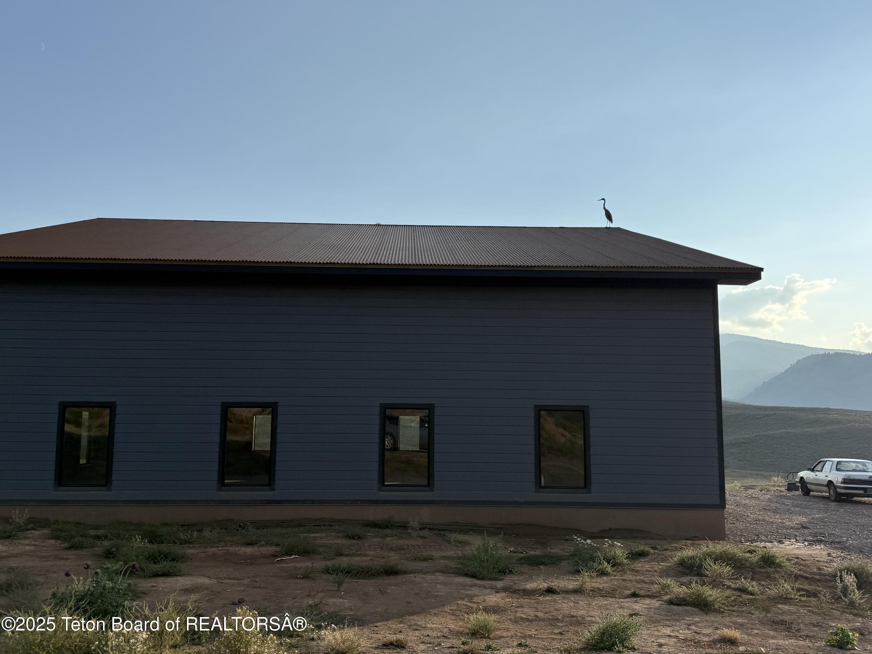 2410 SMOKEY CANYON Road