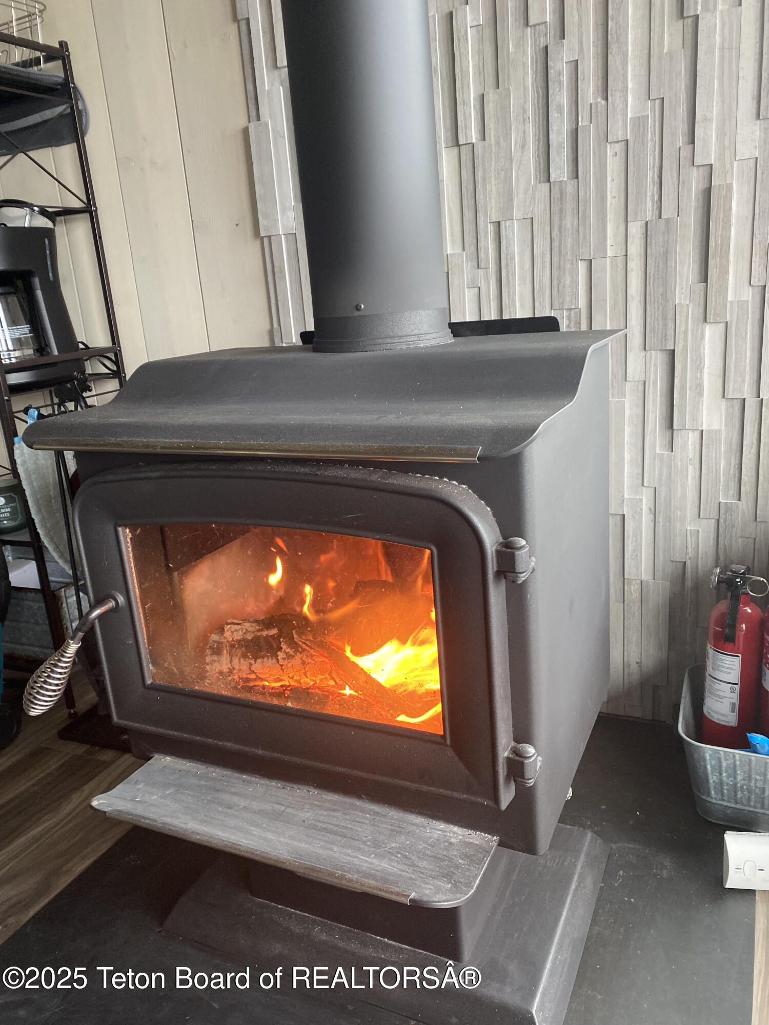 170 MAPLE HEIGHTS RD