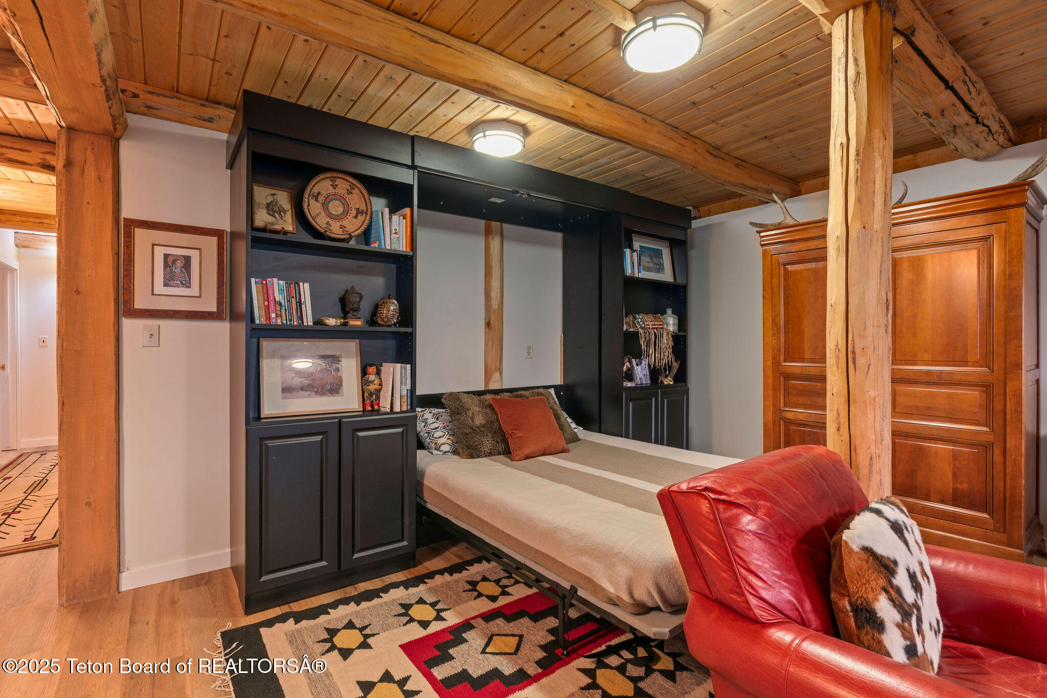 3045 E WILDHORSE Road