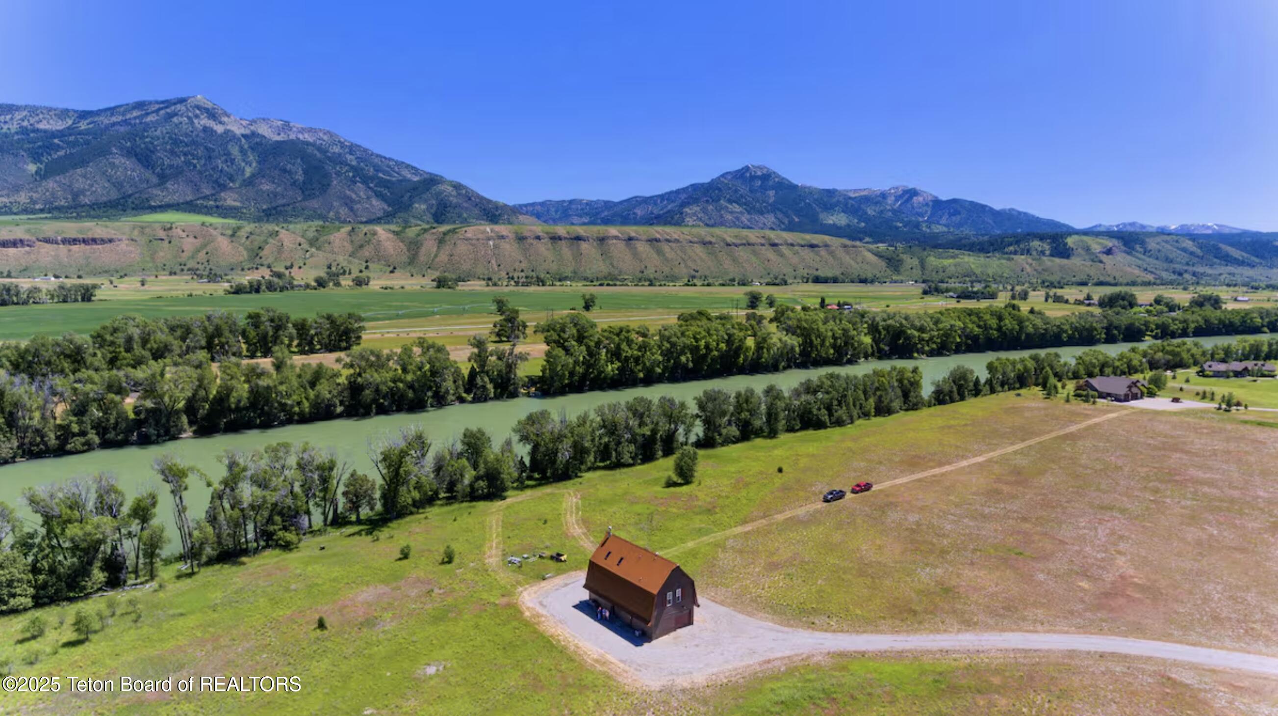 863 SNAKE RIVER Road