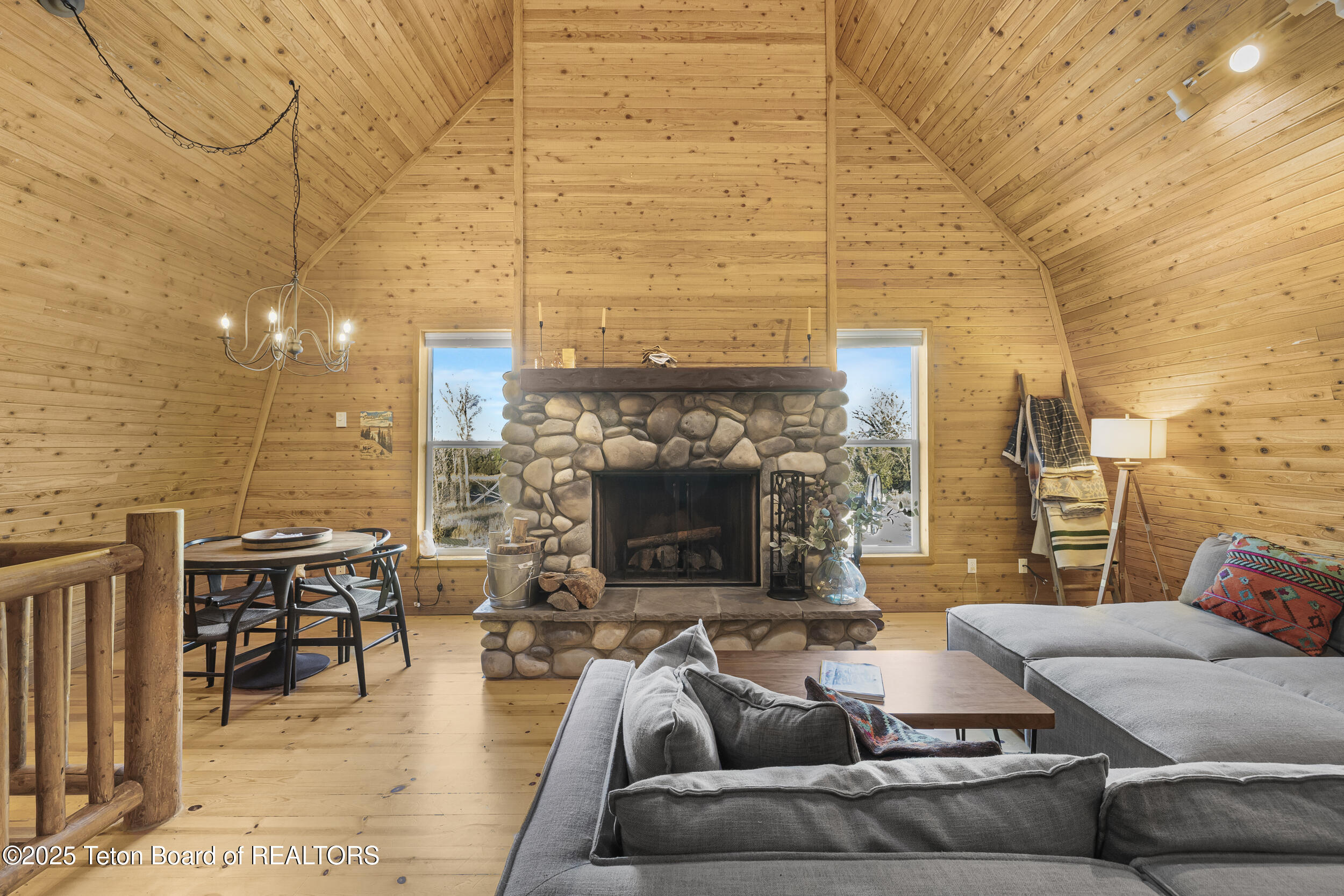 863 SNAKE RIVER Road