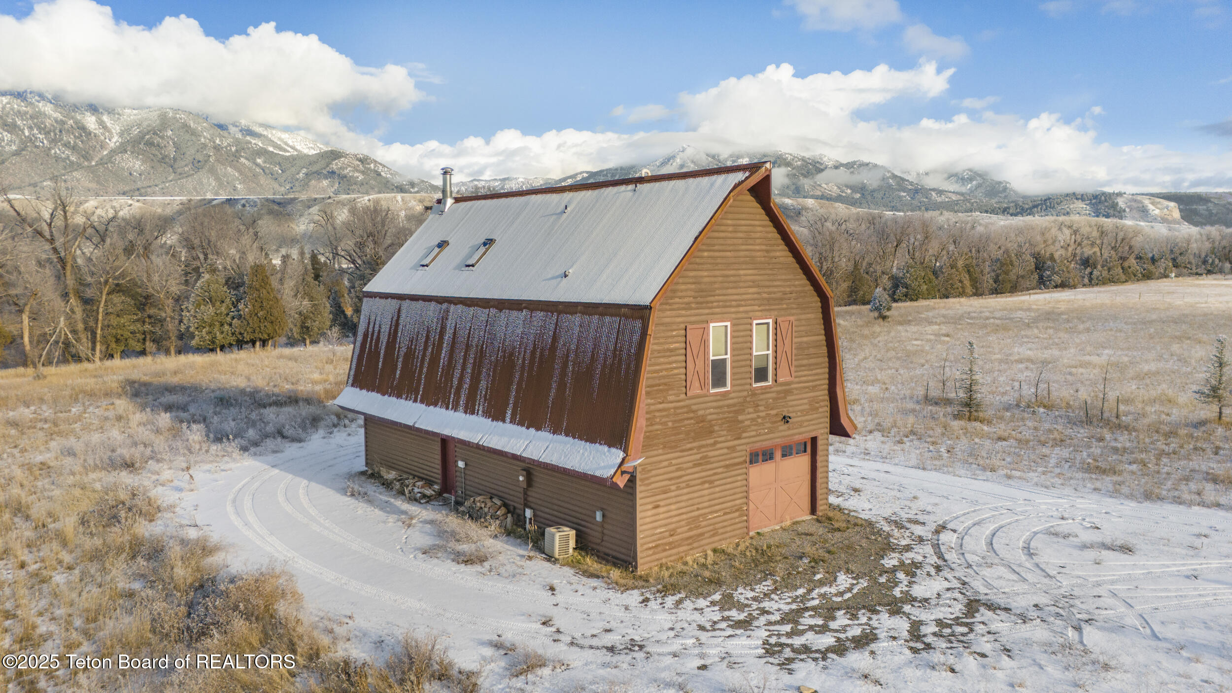 863 SNAKE RIVER Road