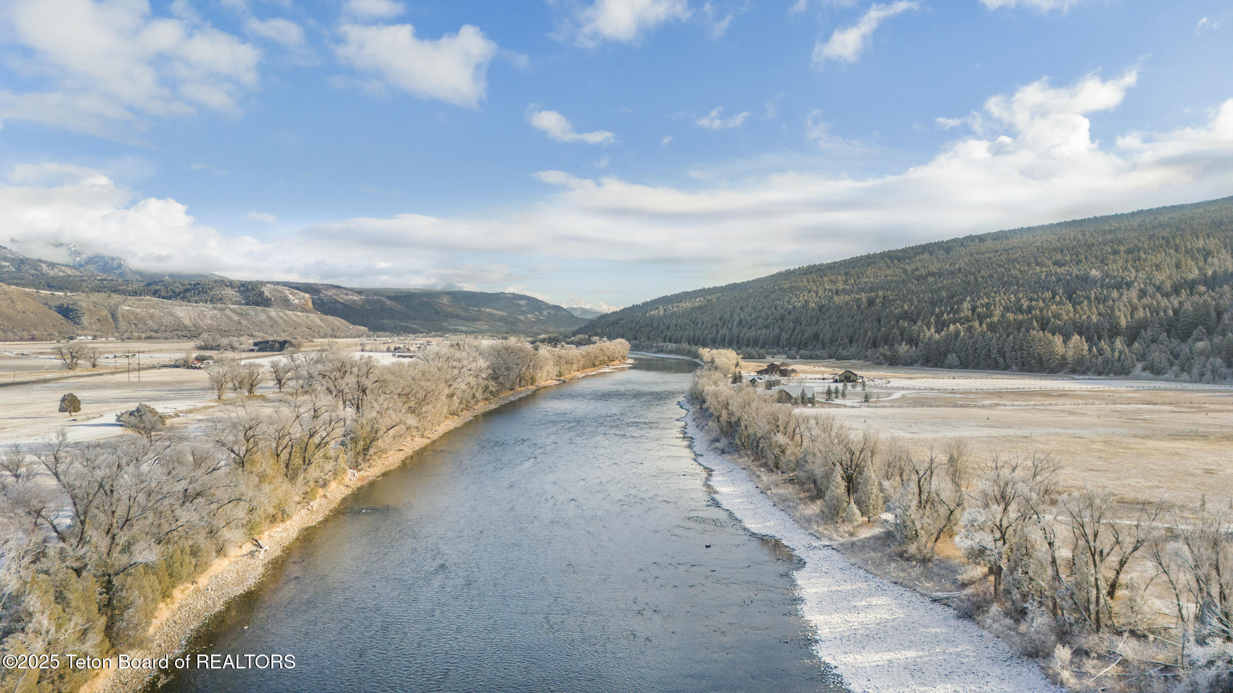 863 SNAKE RIVER Road