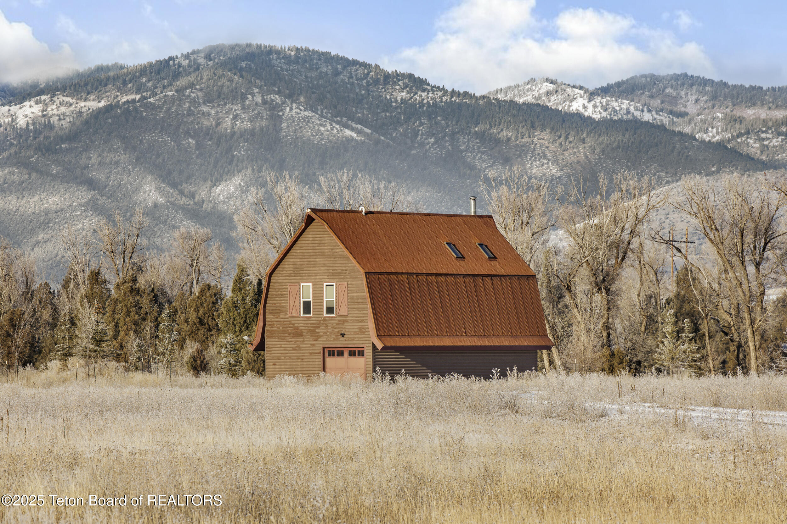 863 SNAKE RIVER Road