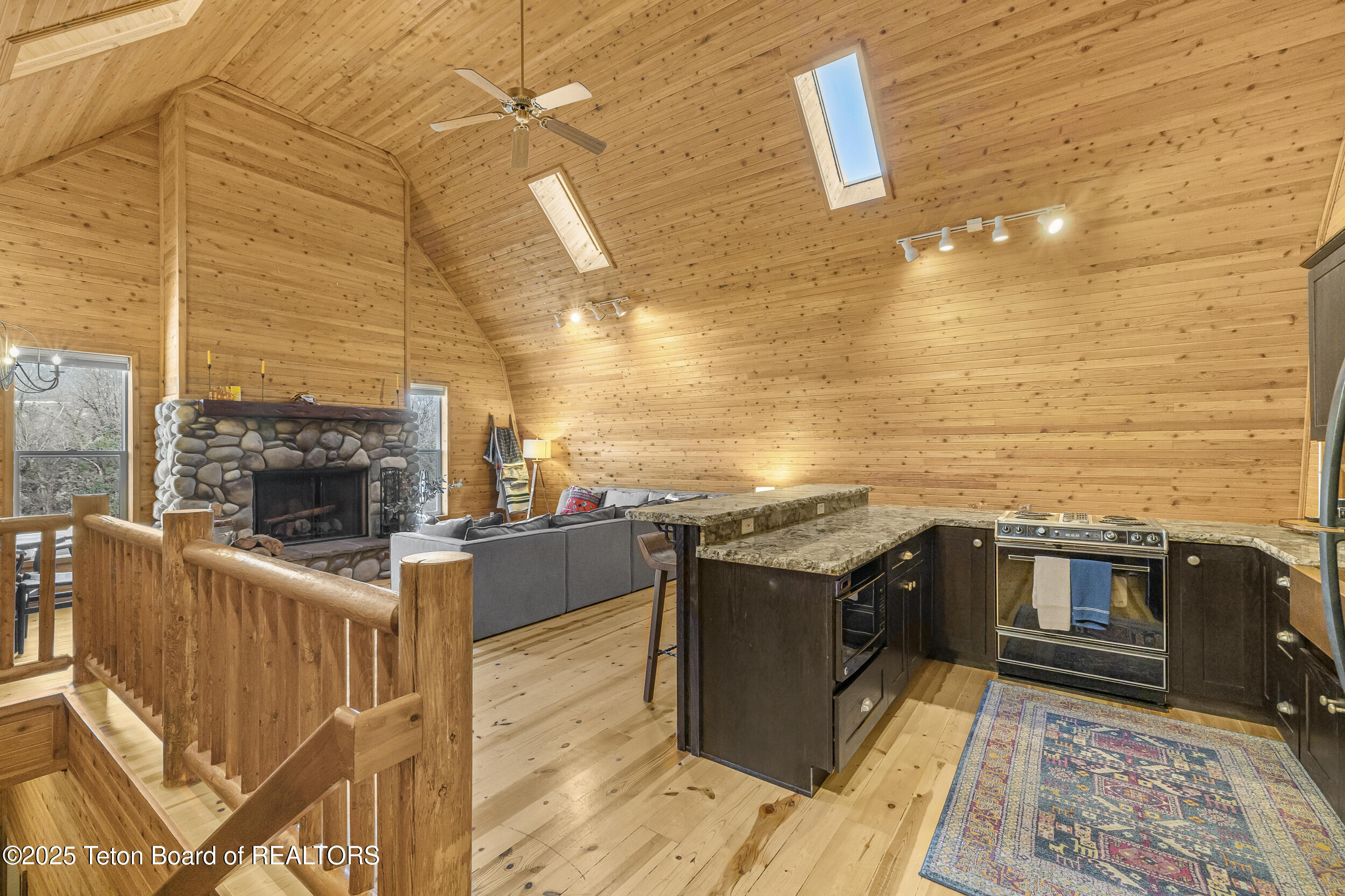 863 SNAKE RIVER Road