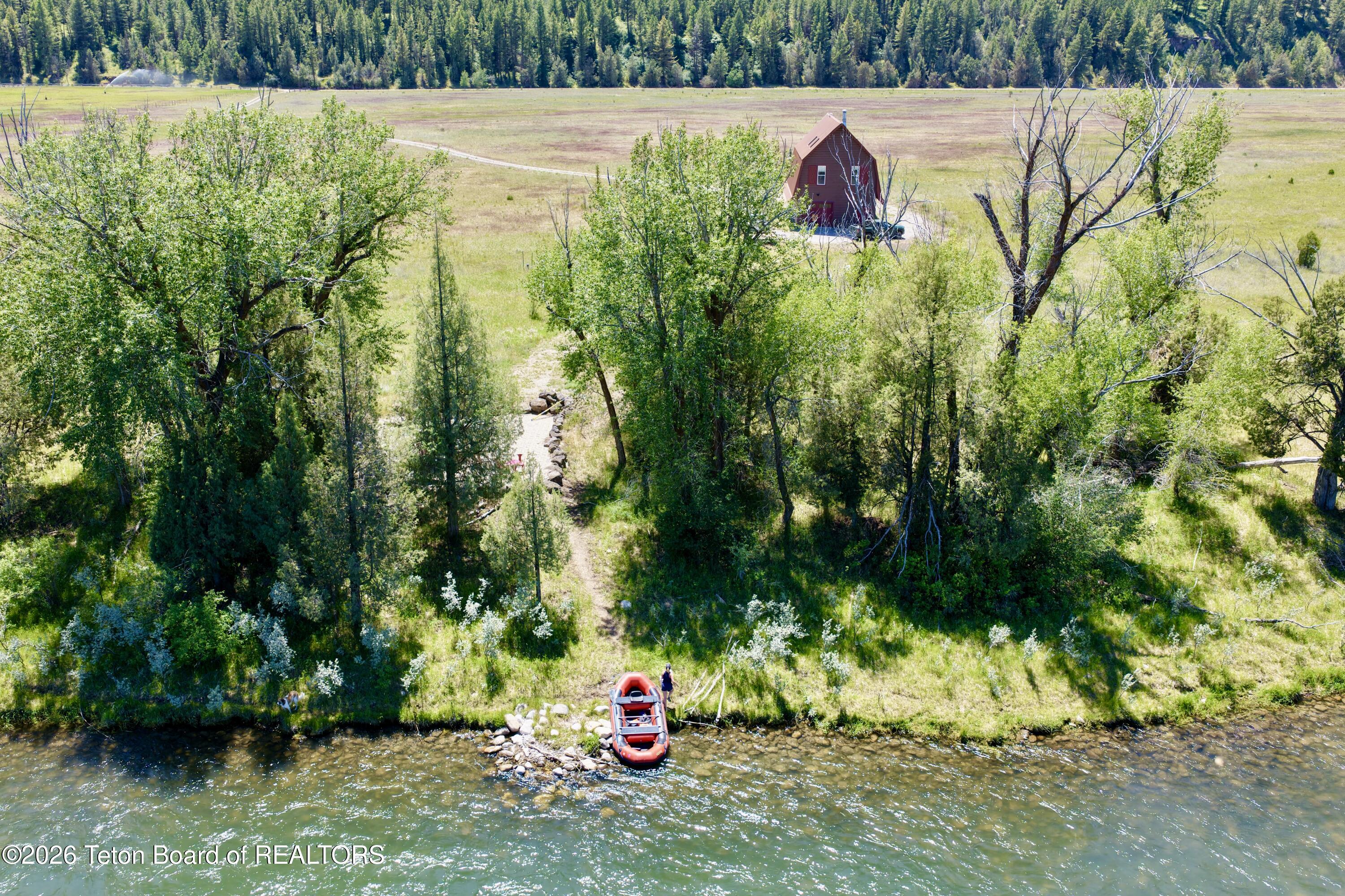 863 SNAKE RIVER Road