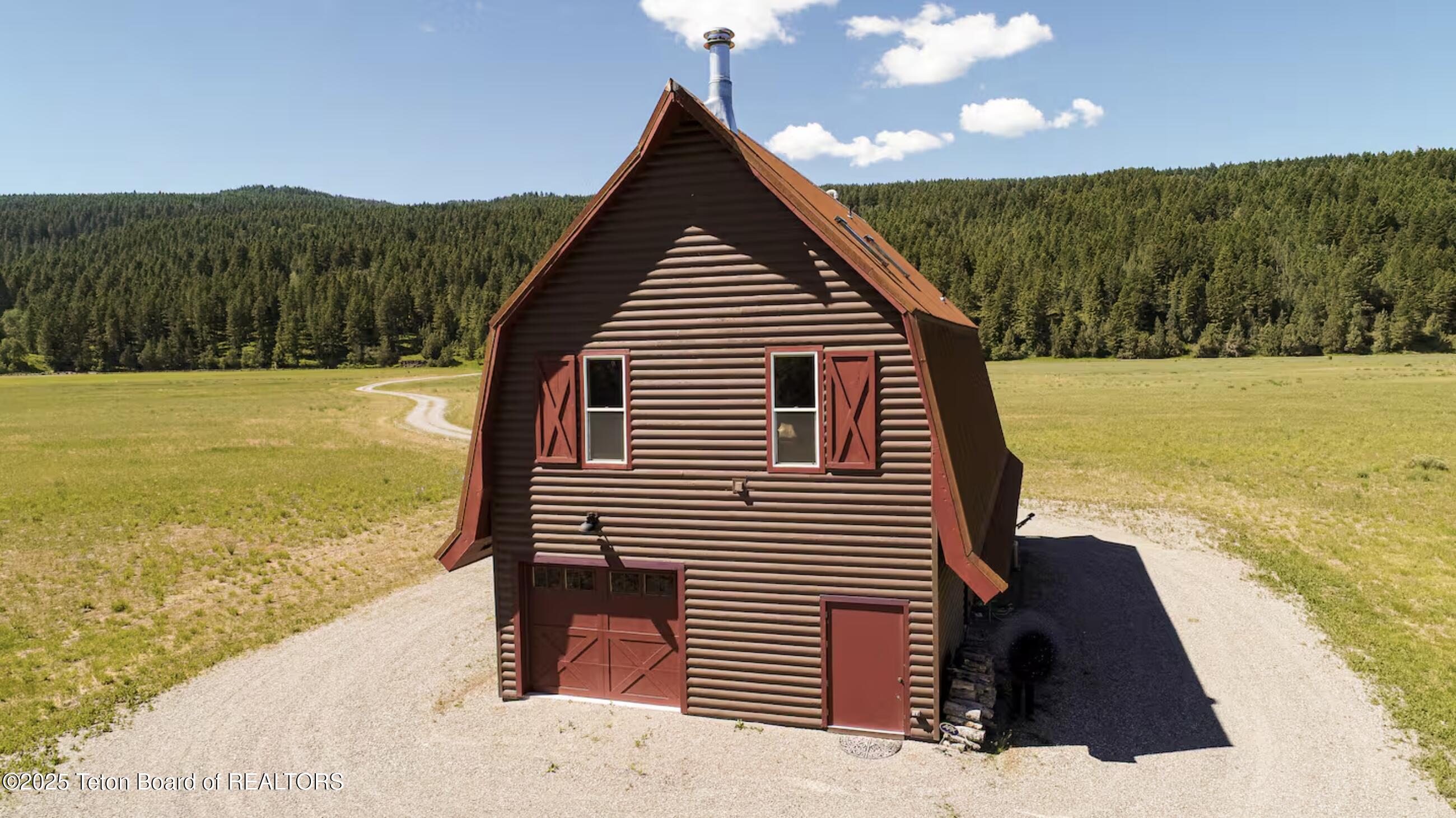 863 SNAKE RIVER Road